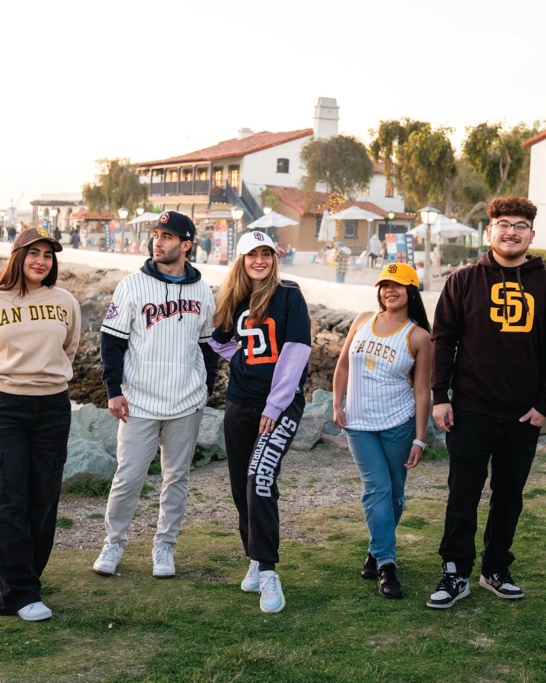 ⚾️💙 Let&rsquo;s play ball, San Diego!

Padres Opening Day is here and there&rsquo;s no better place to gear up than Destination City Gifts at Seaport Village. Whether you&rsquo;re heading to @PetcoPark or watching from the waterfront, they&rsquo;ve 