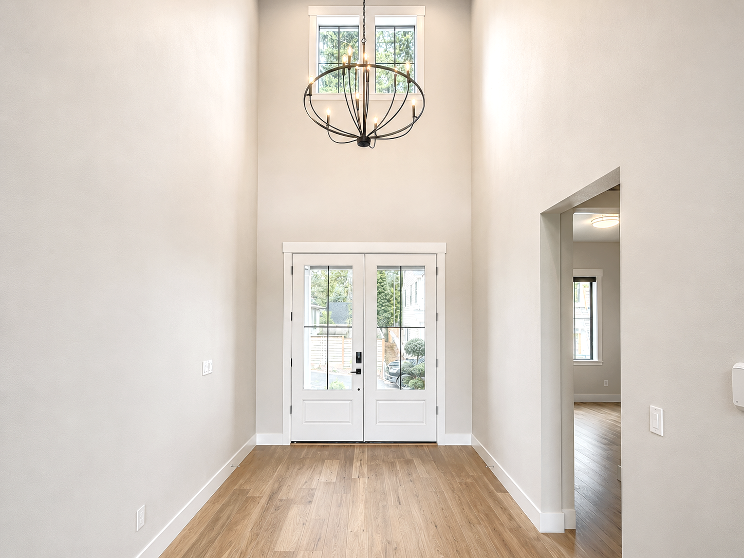 New luxury home in West Linn, Oregon, crafted by The Portlock Company — the Portland area’s trusted local home builder.