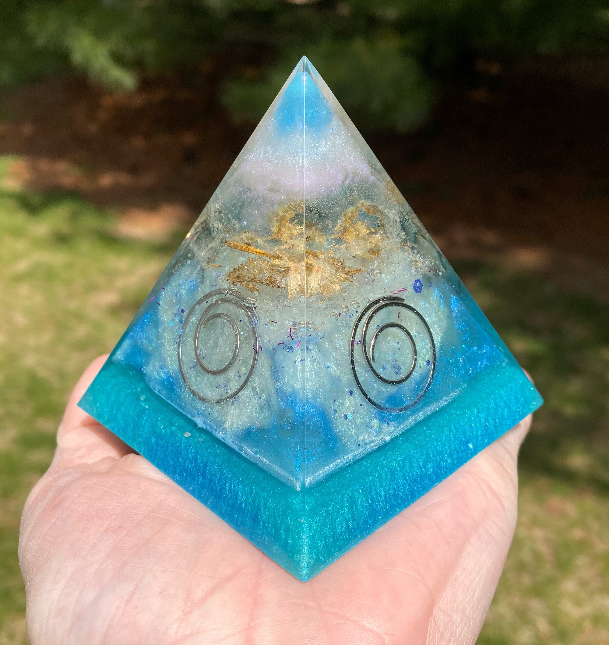 Turquoise Pyramid Resin Pyramid, Glow with Spirals and wildflowers, Turquoise — Spirit ...