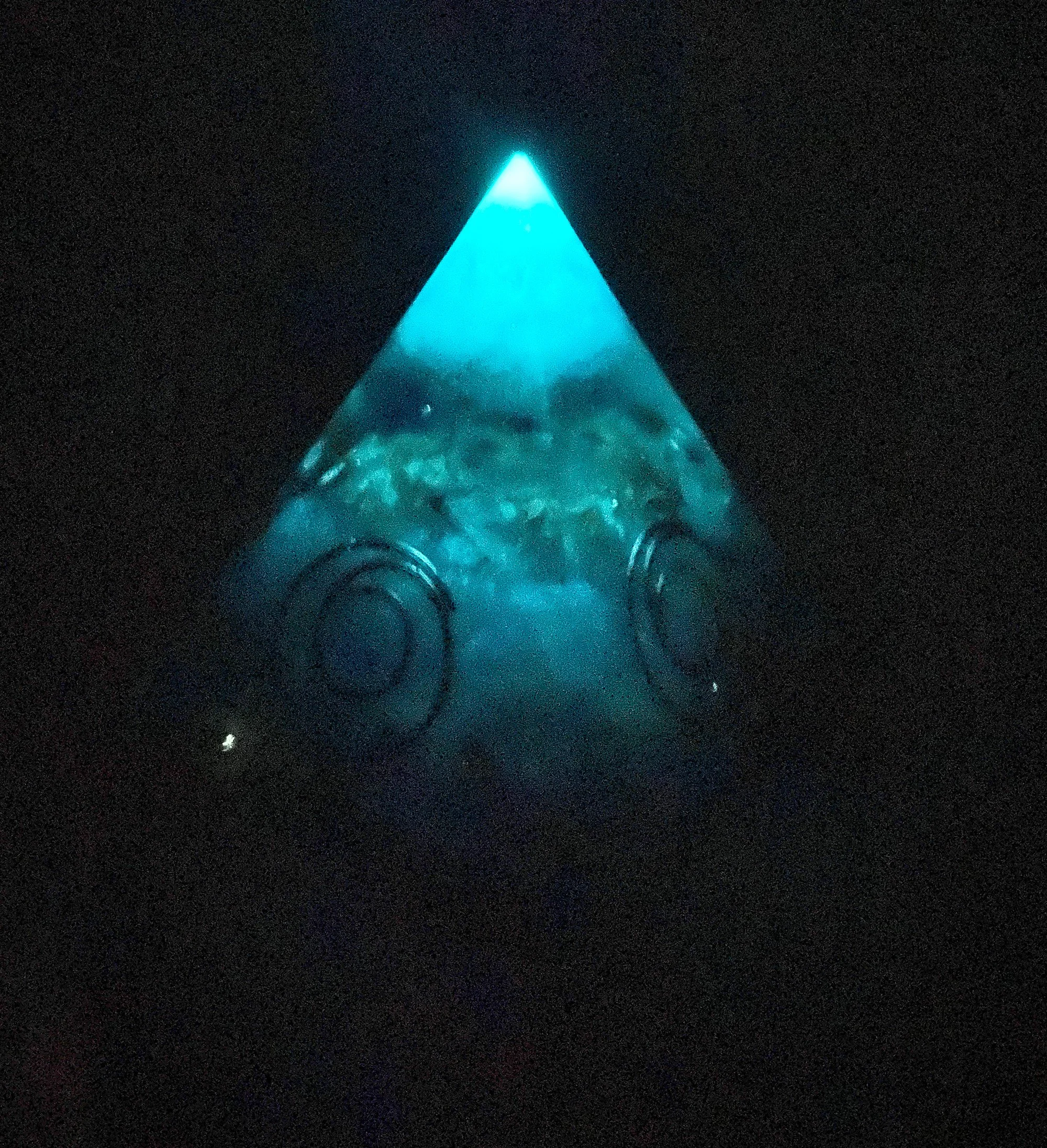 Turquoise Pyramid Resin Pyramid, Glow with Spirals and wildflowers, Turquoise — Spirit ...
