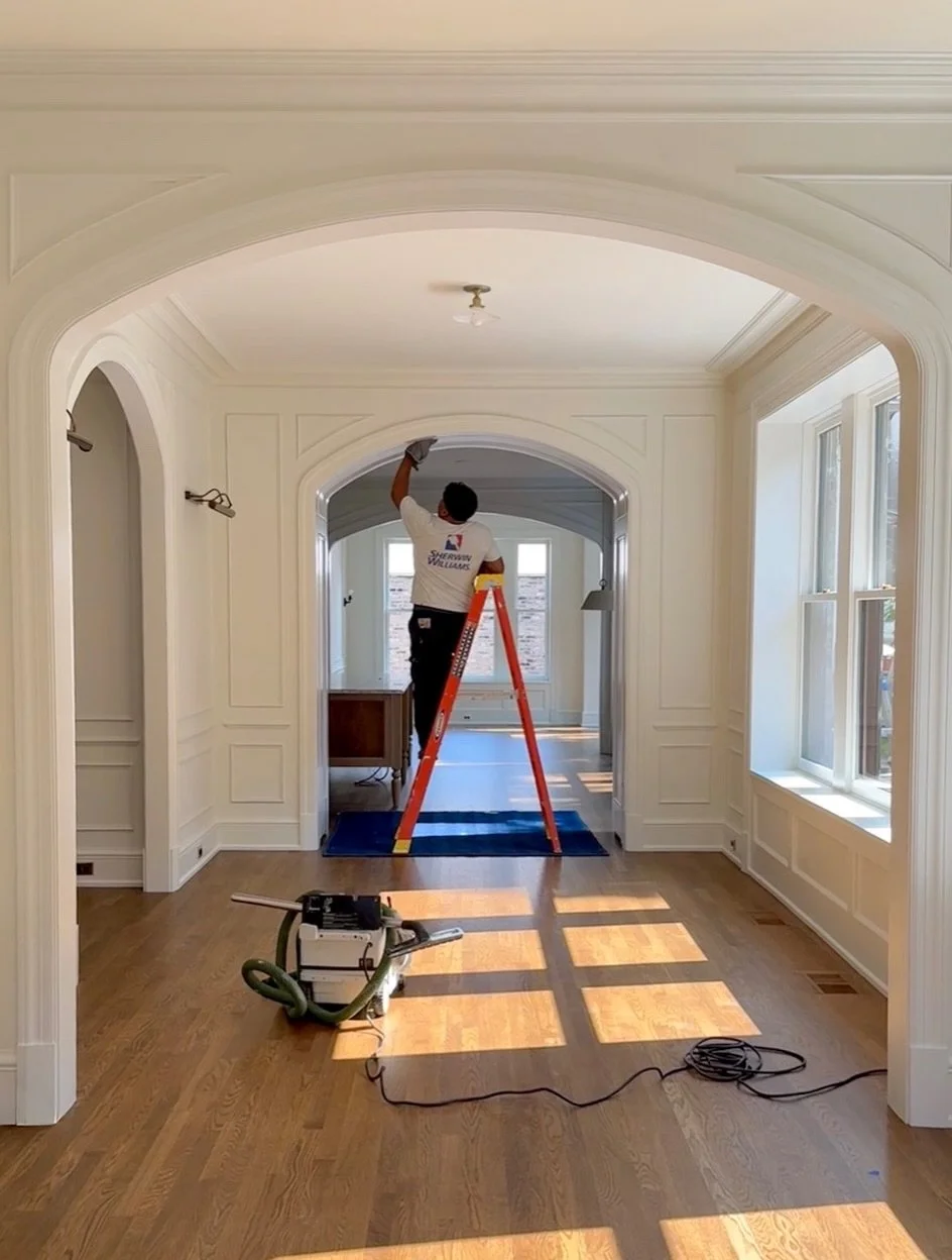If you own a home in Chicago, here&rsquo;s a checklist of essential maintenance tasks for the fall:

-

It can be overwhelming to stare down the barrel of tasks like these. How many calls will you have to make, how much vetting will you have to do, m