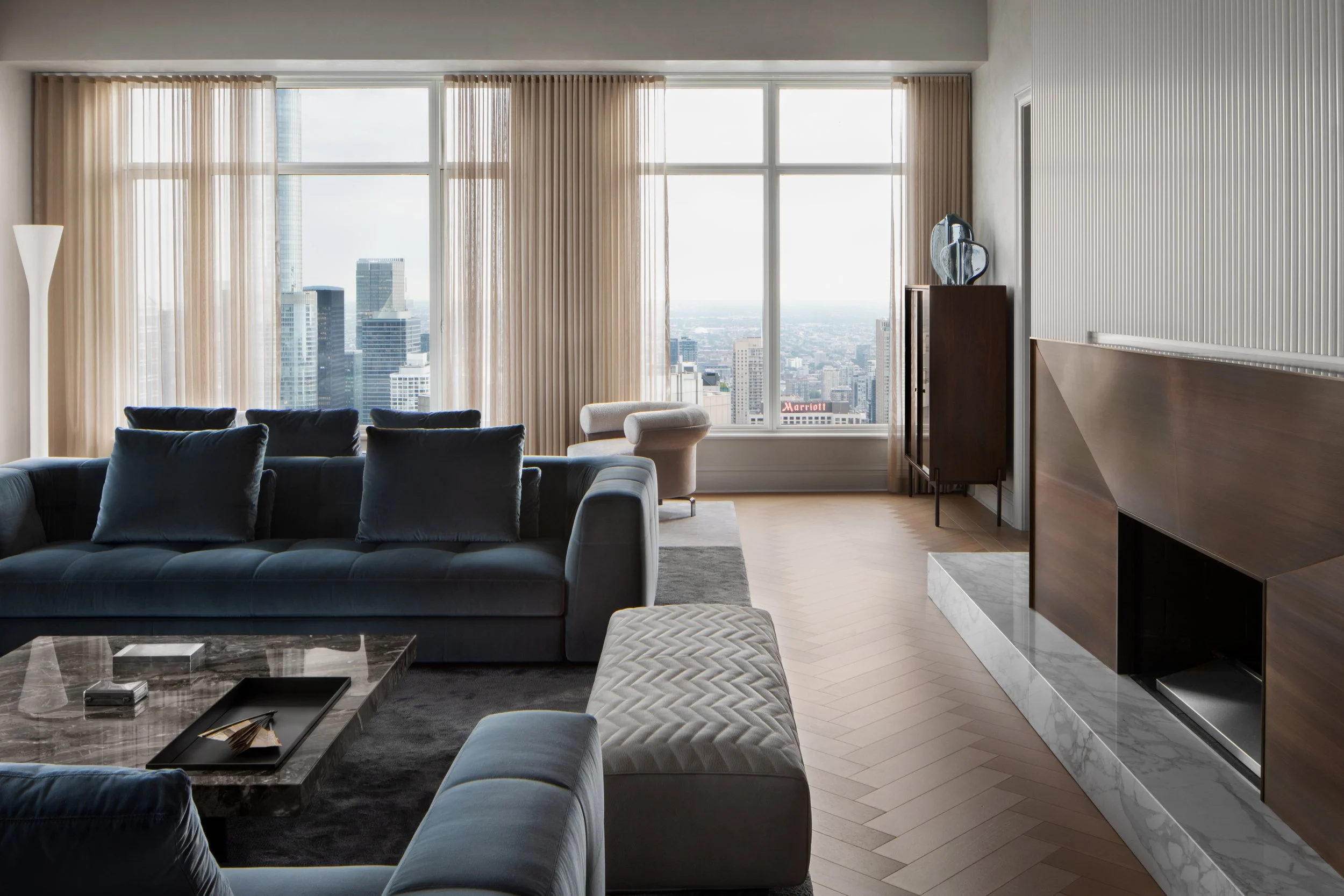 Grand_Ave_Condo_Hayley_Maureen_Interior_Design_Ratia_Construction_Ryan_Hainey_Photography_024.jpg