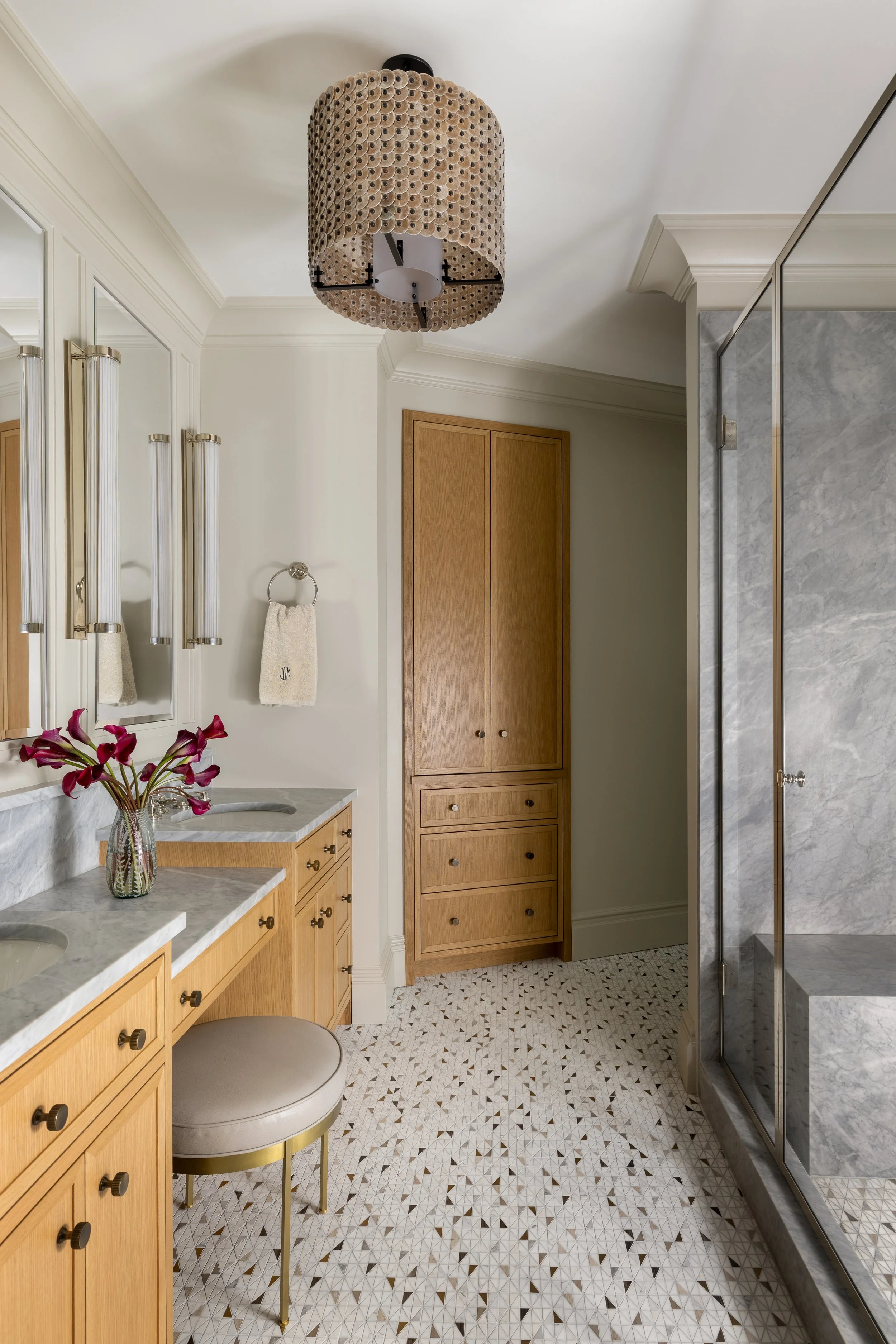Lincoln Park Condo Bathroom | 2025