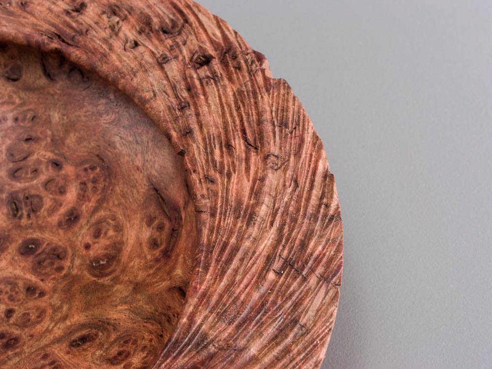 Chechen burl floating rim bowl, detail.