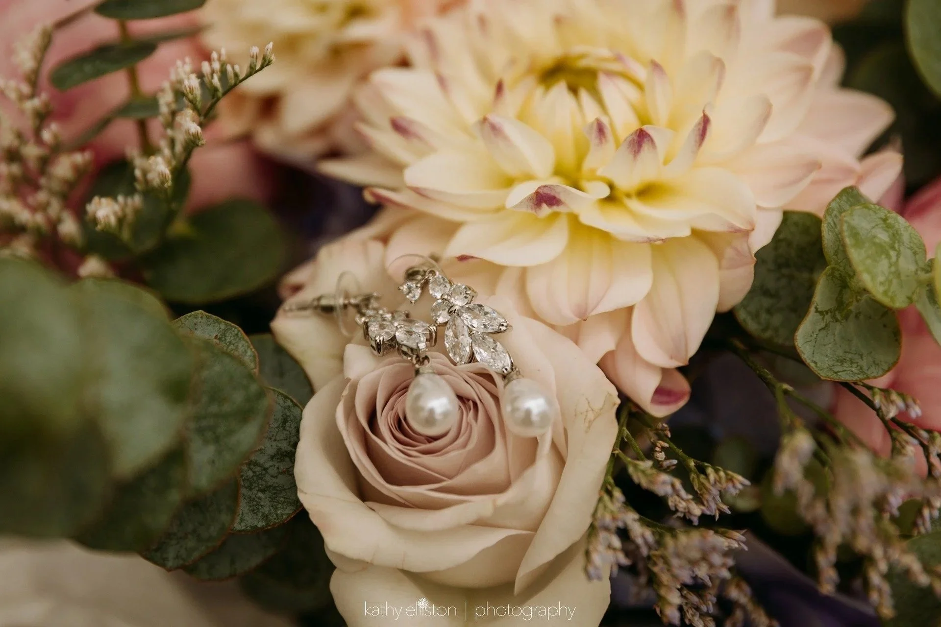 Putts Green Florist.jpg