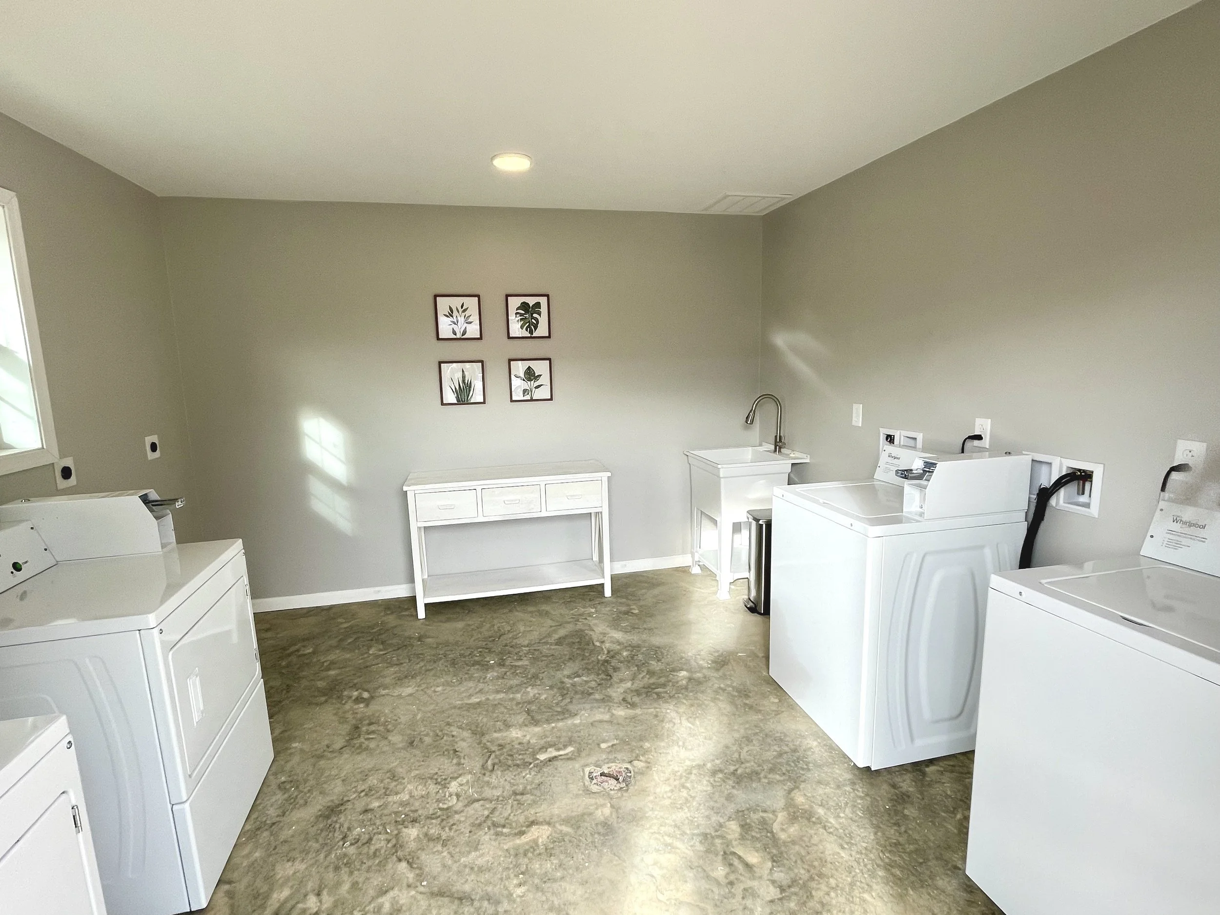 Gallery — Lineman RV Park