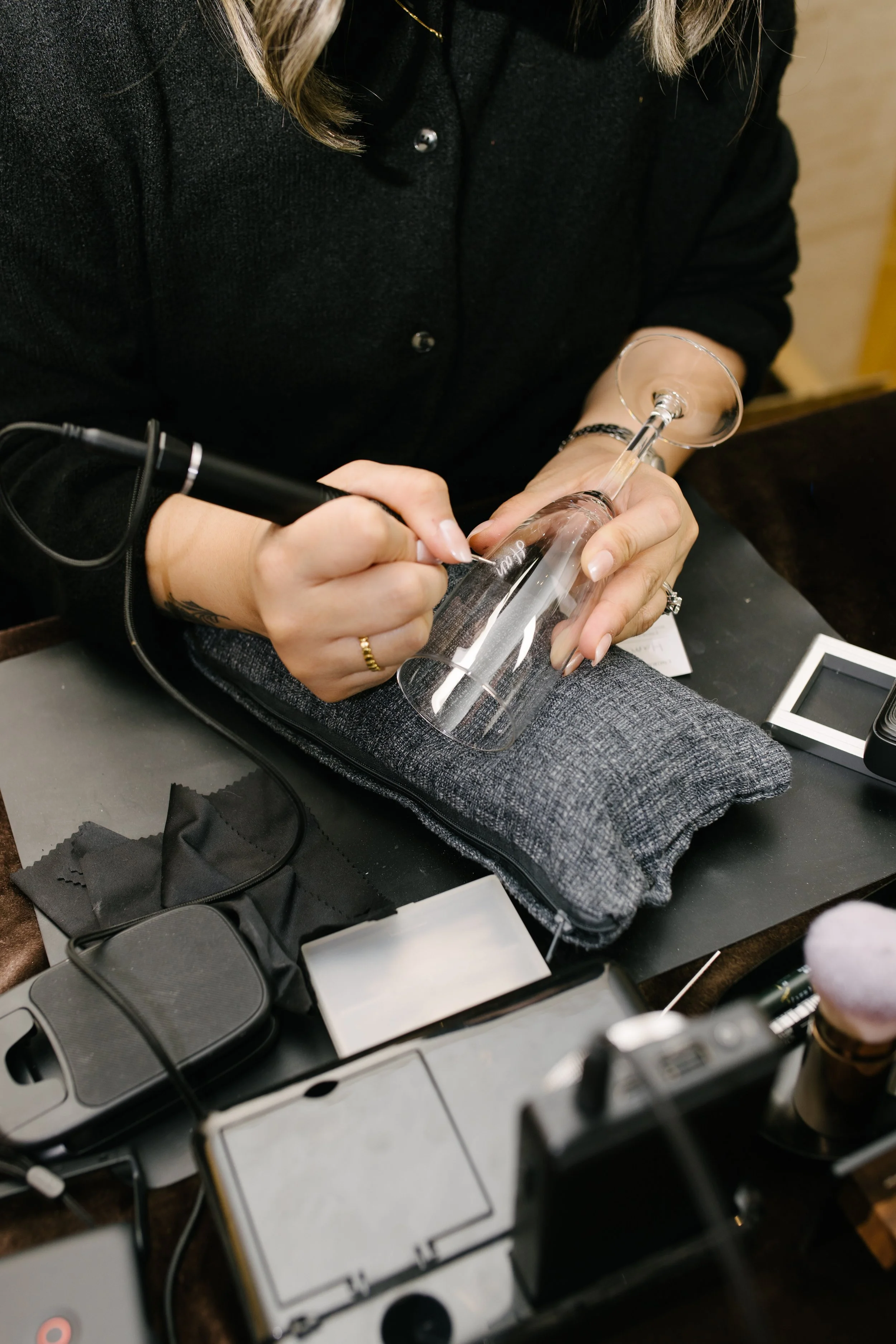 Live Engraving on Wedding