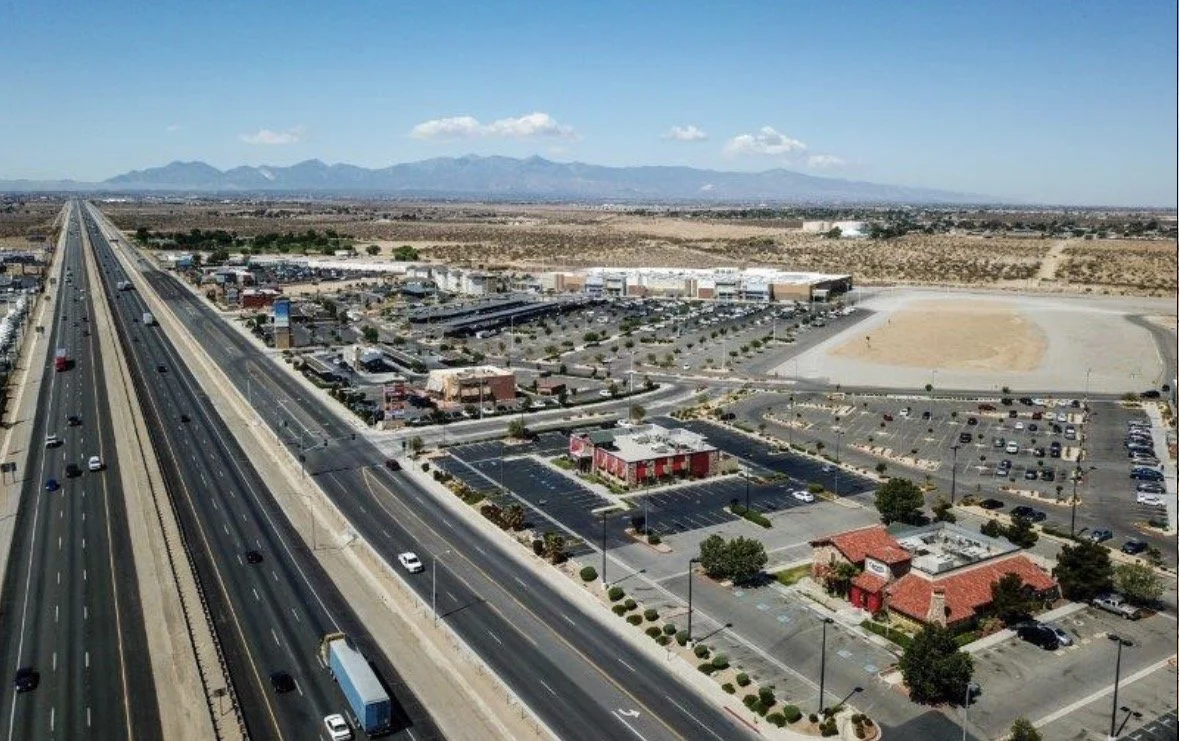15fwy laura bonilla.jpeg