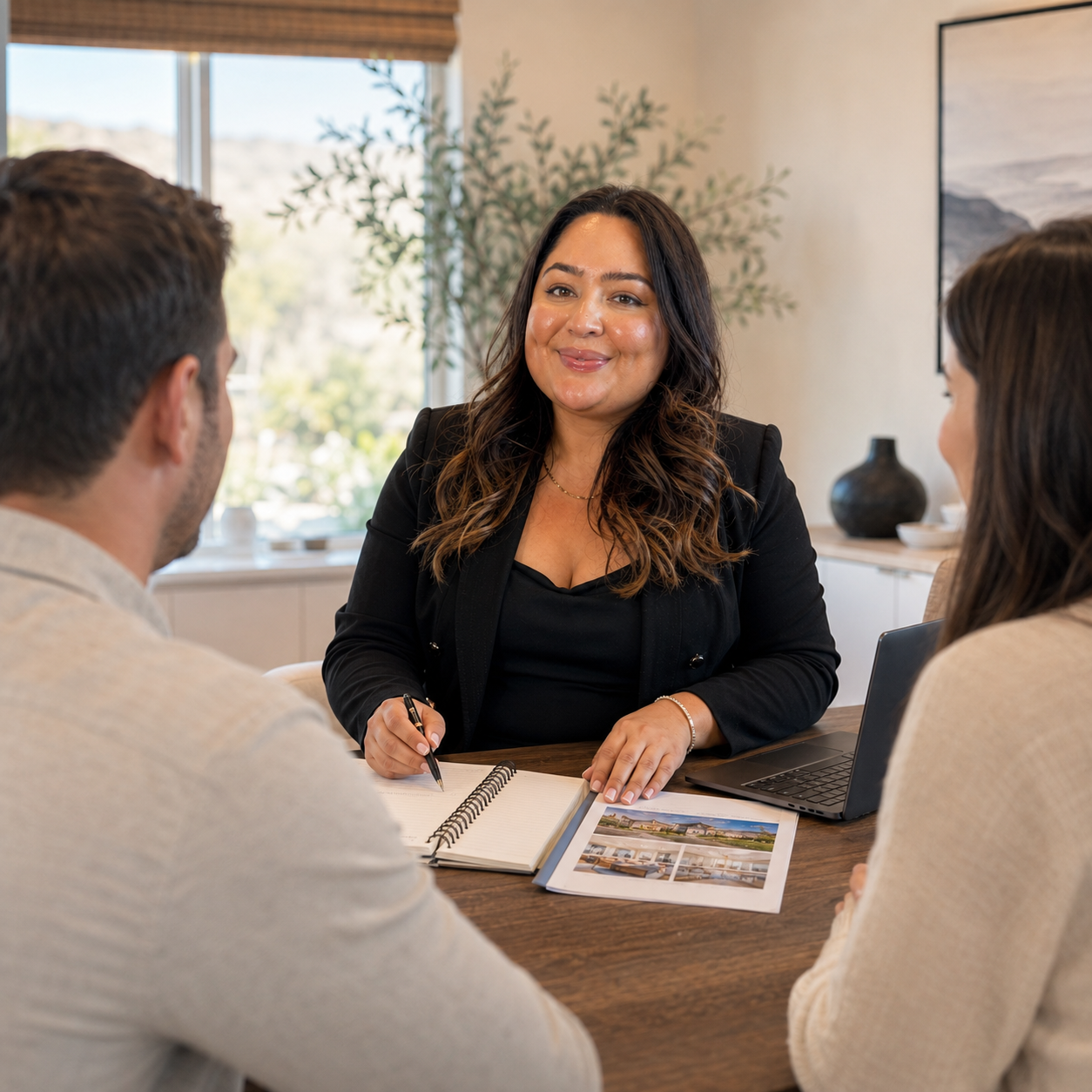Laura Bonilla with clients 