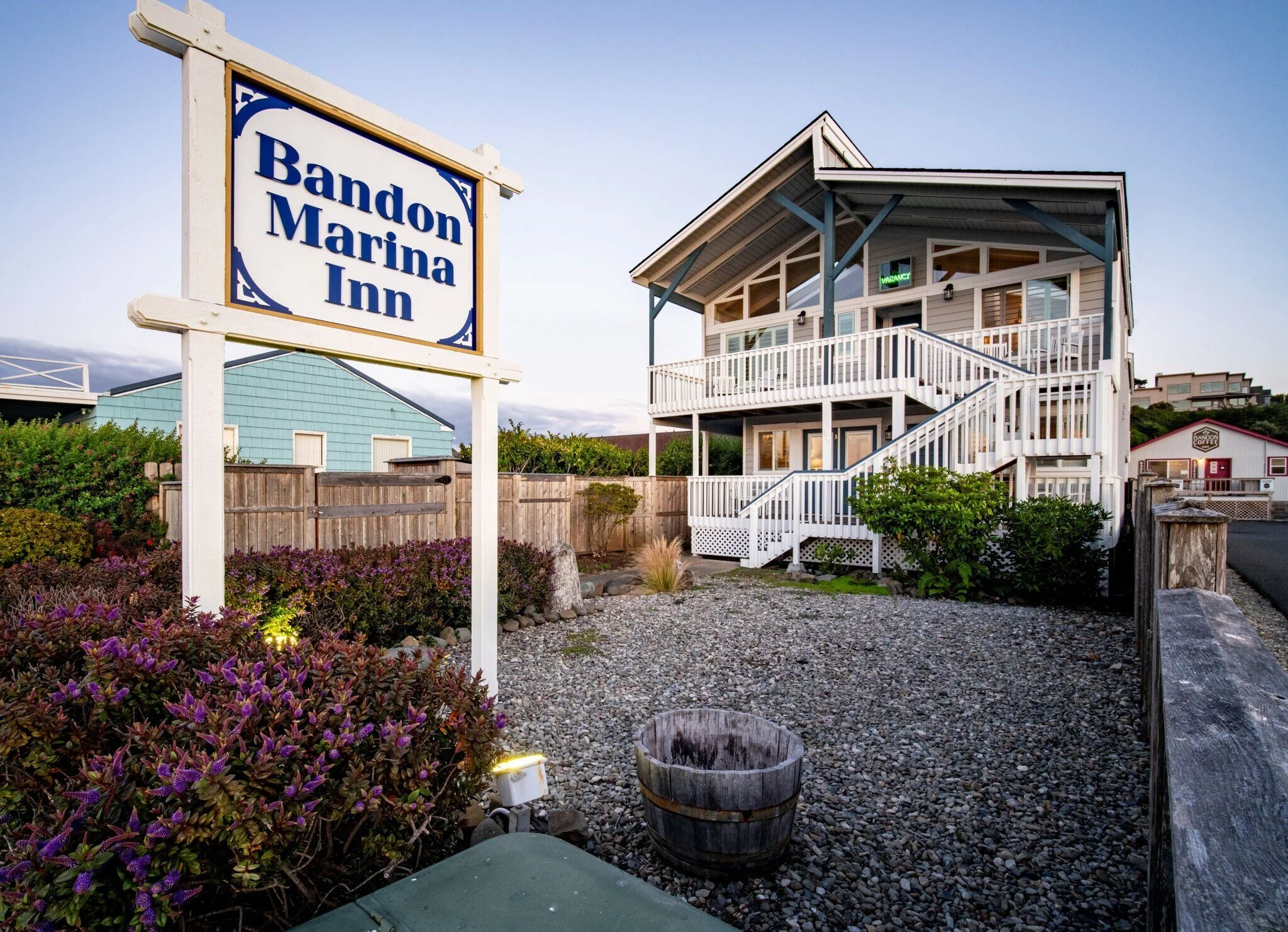 Bandon Marina Inn 3.jpg