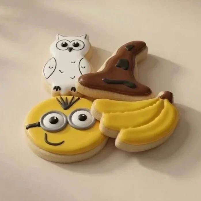 Universal Cookie Gift Box | 4 Decorated Sugar Cookies