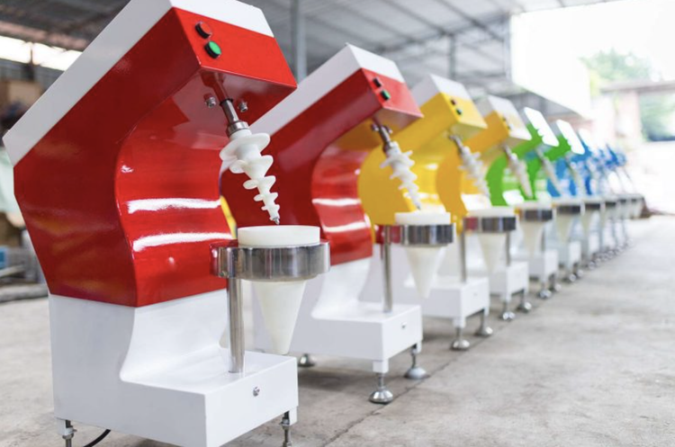 Reail Machine Kilty Swirl Blends Real Fruit Ice Cream Machines and Trailers