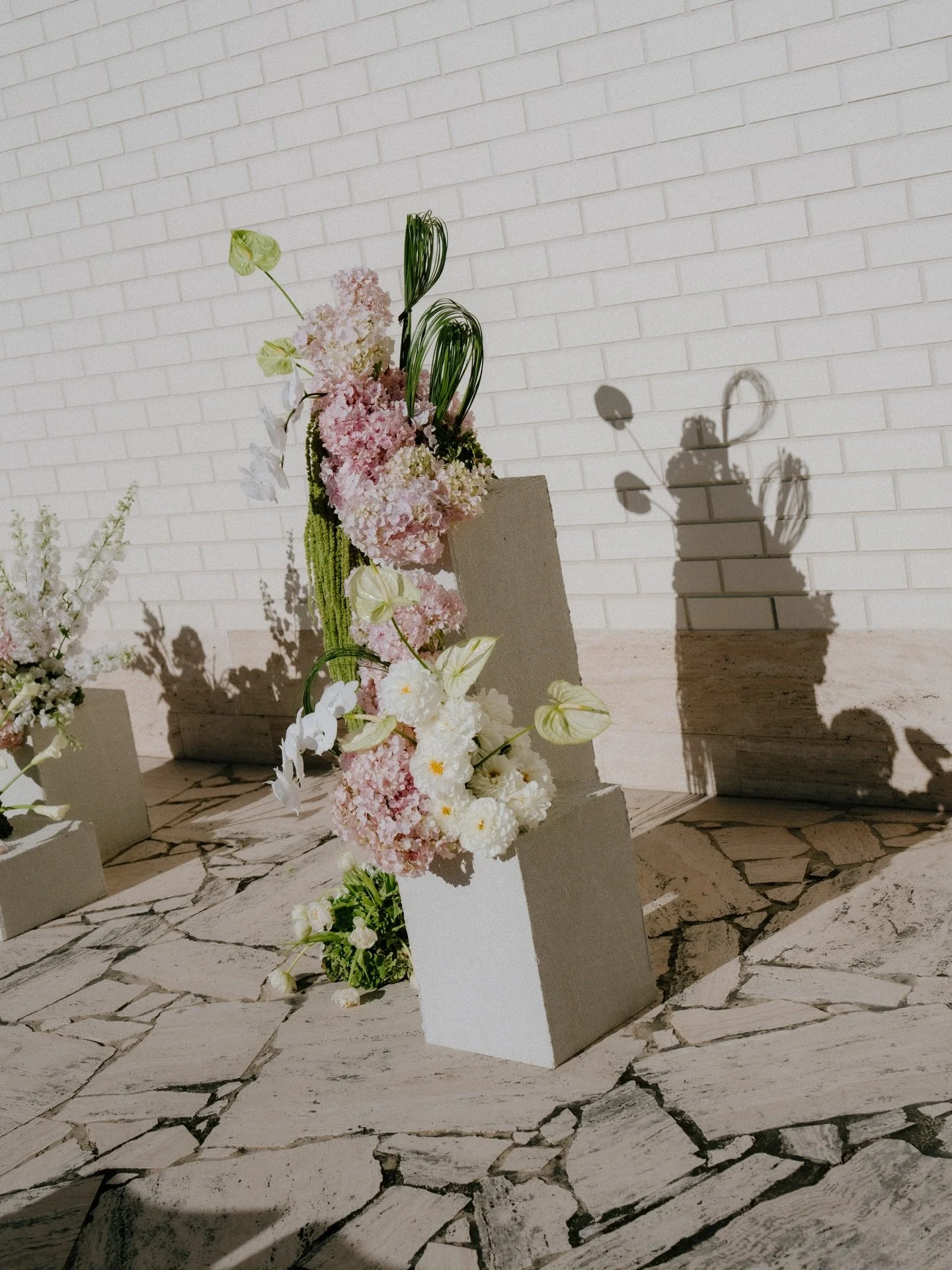 incredible florals by @hanakostudio