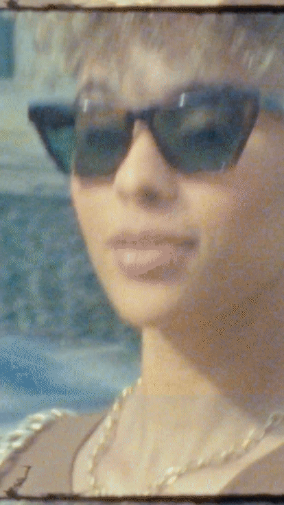 PORTRAIT_7.gif
