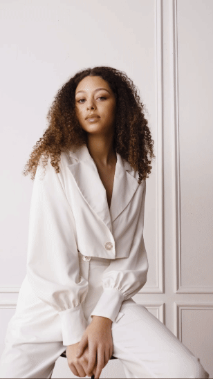 Portrait_7.gif