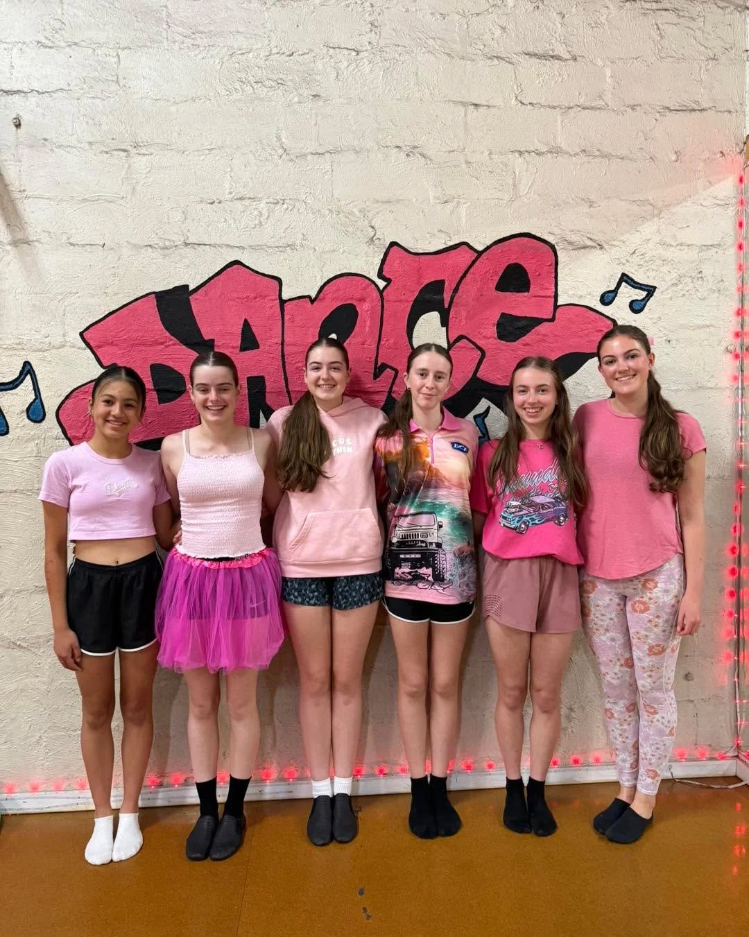 Our annual PINK WEEK FUNDRAISER for the National Breast Cancer Foundation in next week, Monday 10th-Saturday 15th November. Please dress in pink &amp; bring along a gold coin. Thank you for your support 🩷