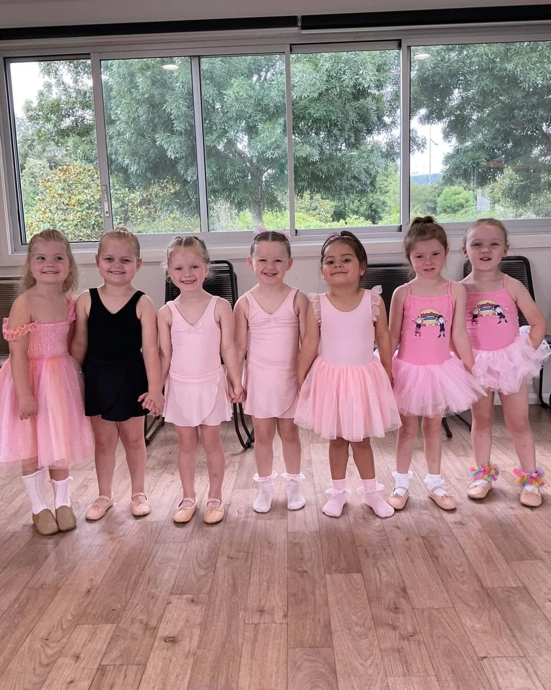 What a wonderful first term we&rsquo;re having at our new Calderwood/Tullimbar Studio! It has been lovely to meet all the local families &amp; dance with you 💃 We are taking enrolments now for Term 2 in our classes from 12 months to Adults - message