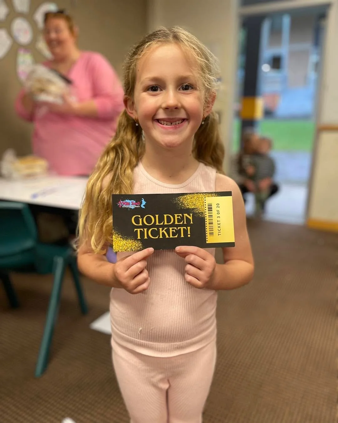 Congratulations Daisy!!!! Daisy found a ⭐️GOLDEN TICKET⭐️ in her pie drive order!!! That is 3 Golden Tickets that have been found - there are 17 left to be found throughout the year. Will you be lucky?!!!