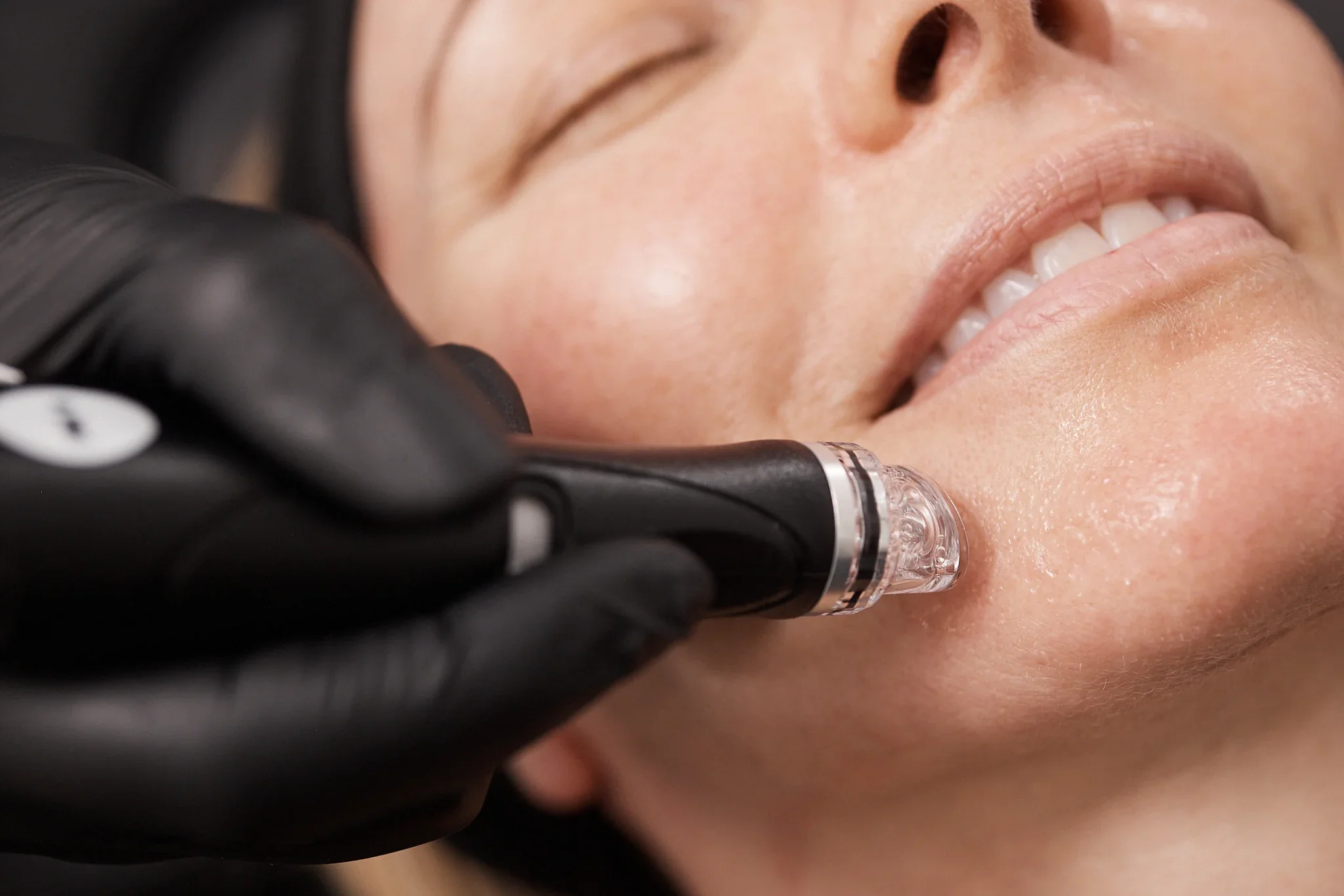 Lymphatic Drainage — hydrafacial