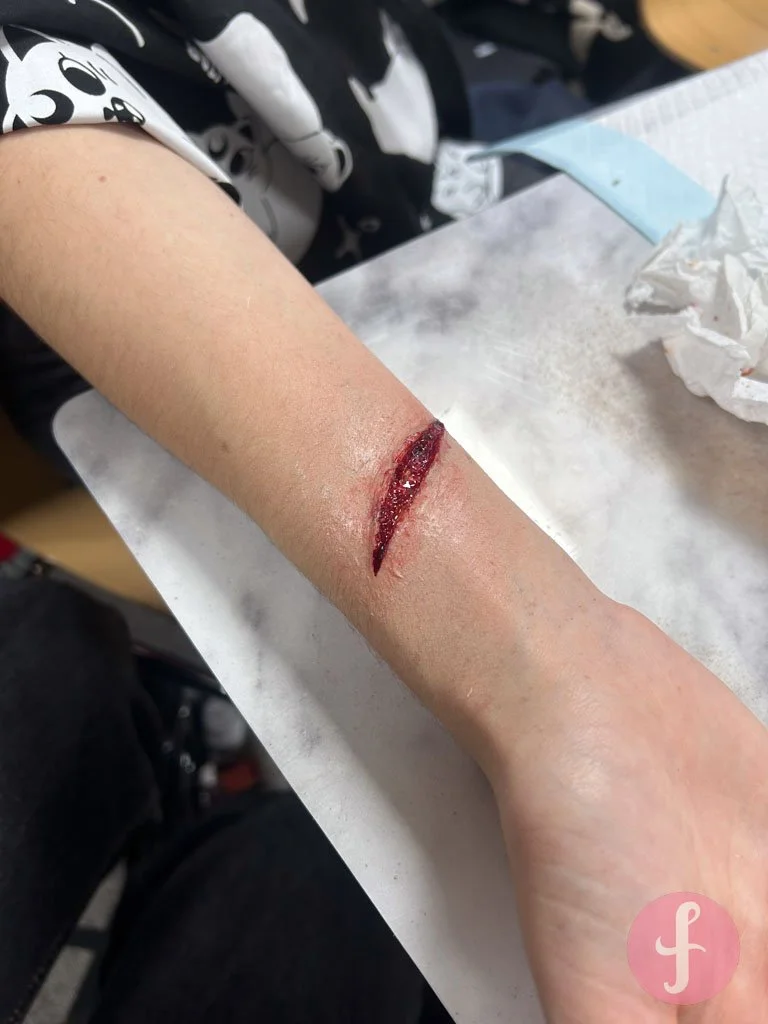 Film SFX opdracht ✨ eerste ervaring met prothesemake-up en realistische effecten 🎬