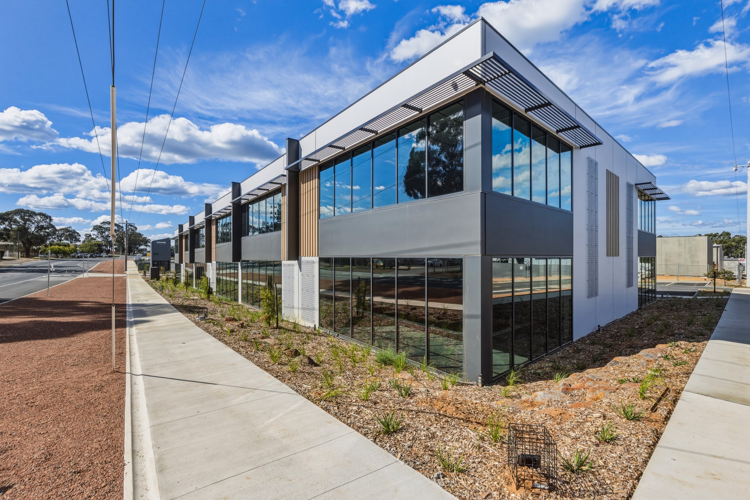 prime-business-park-east-bendigo-day-exterior2.jpg