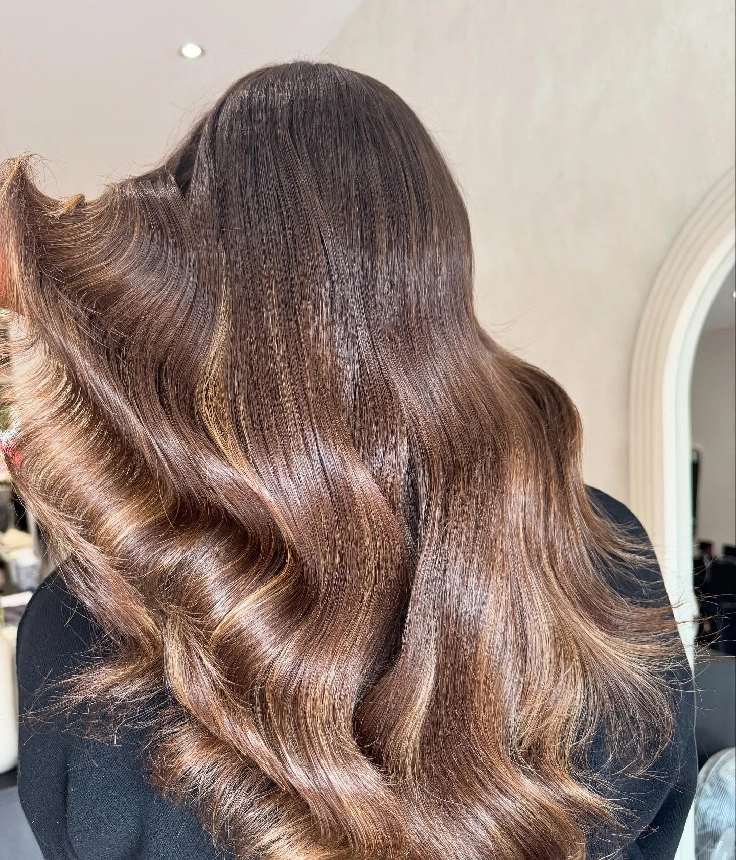 Would you believe me if I said this colour was done in May ! 😍

Cut and style ✂️

#chislehurst #hair #salon #hairdresser #behindthechair #hairandbeauty #haircolour #hairstylist #lodnon #kent