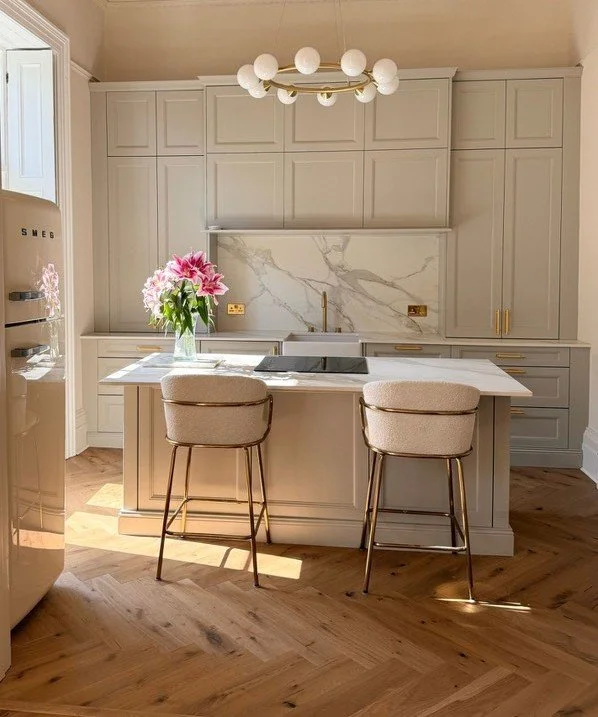 traditional shaker kitchen in Cotham