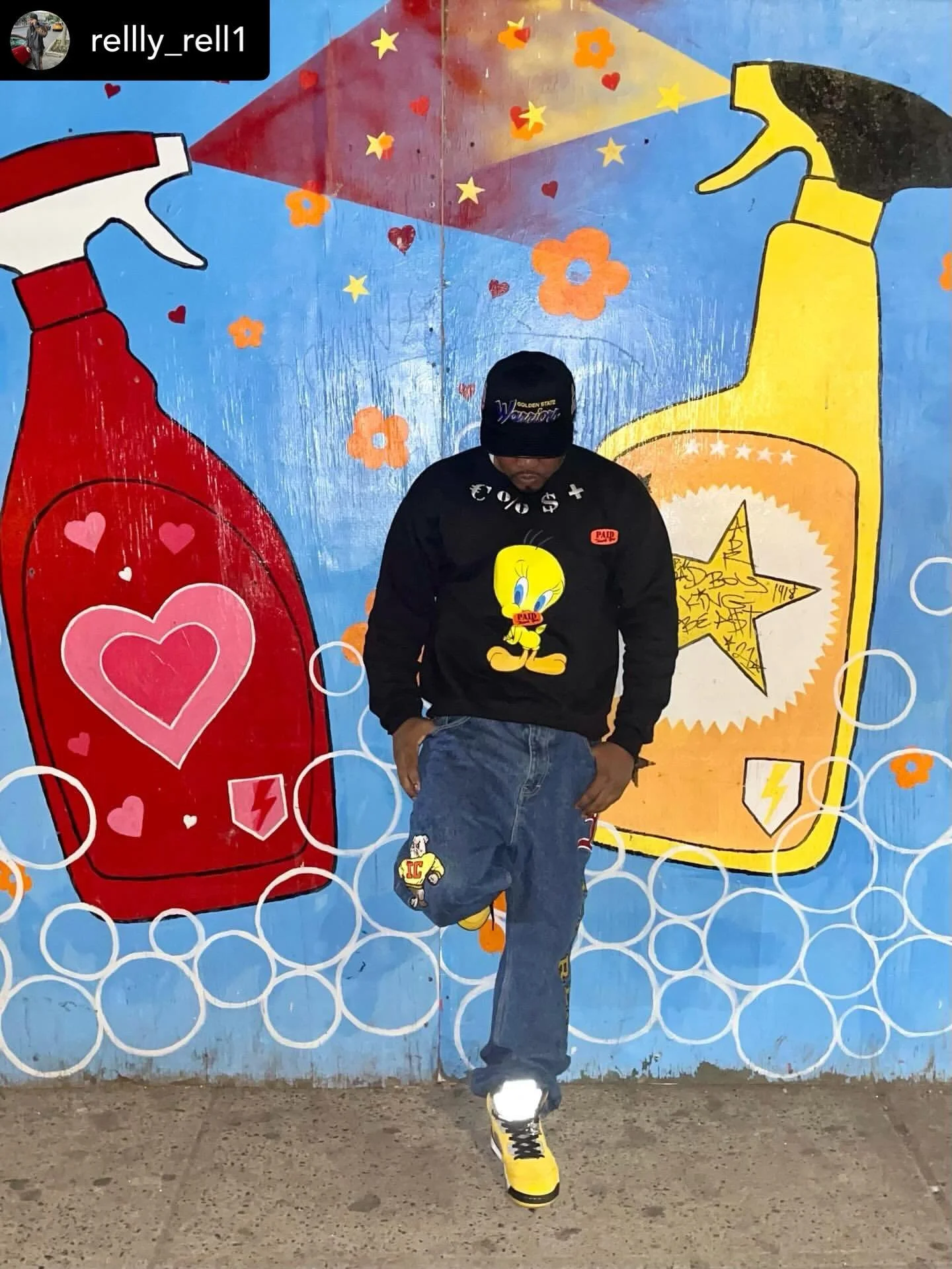 Repost❤️💛 &bull; @rellly_rell1 calm promo for THE BRAND @cost_paid 

LOONEY TUNES CAPSULE 
IN HONOR OF @iceberg

art by @airco_caravan