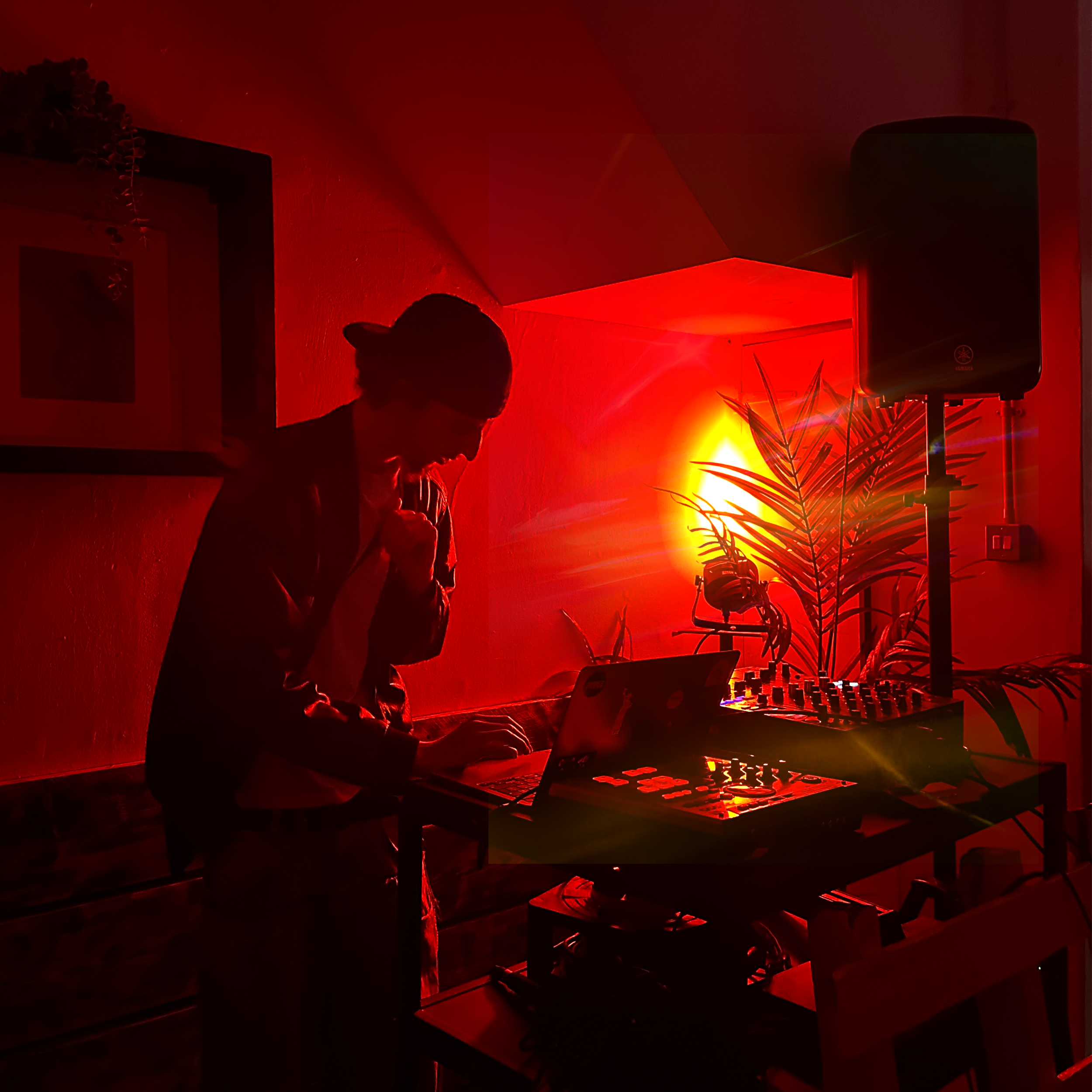 Tapwater at the London Beat Social in 2024. Hosted at The Dalston Lounge. 