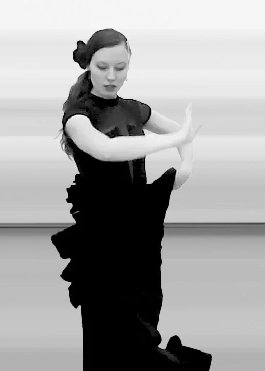 jil-mina-schranz-dance-espagnole04.jpg