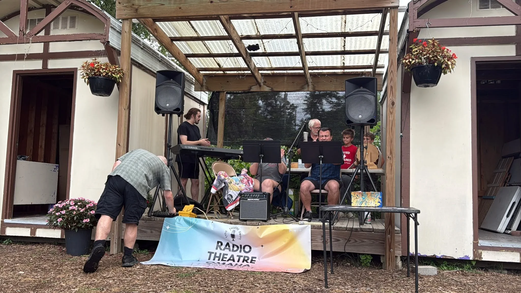 🌟 A huge THANK YOU to our incredible community and cast for making Radio Theatre Omaha’s Bump in the Night such a memorable experience! 🌟
We couldn’t have brought this story to life without the amazing talent of our cast:
🎭 Emma &ndas