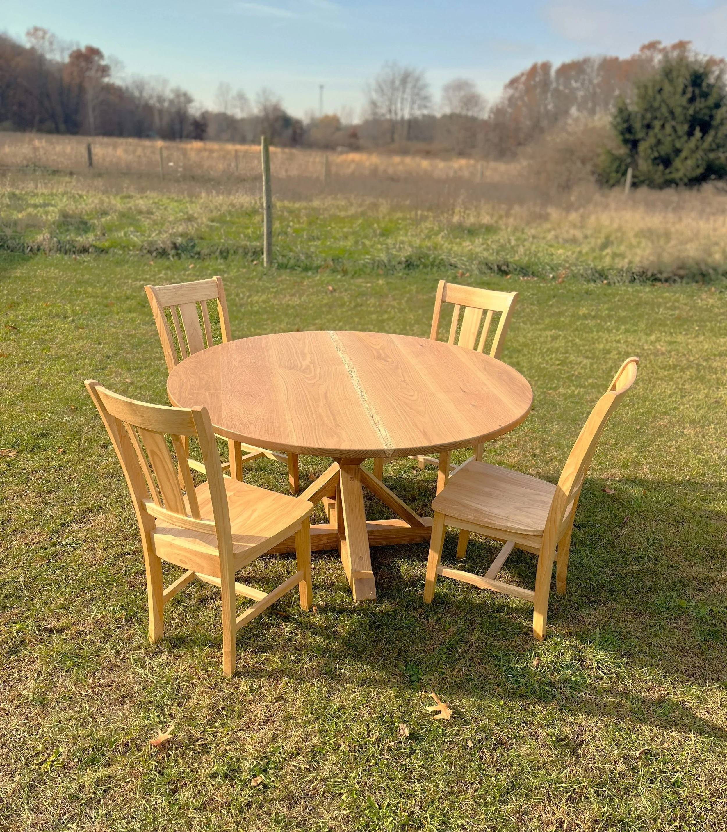 Fairmont Round Dining Table