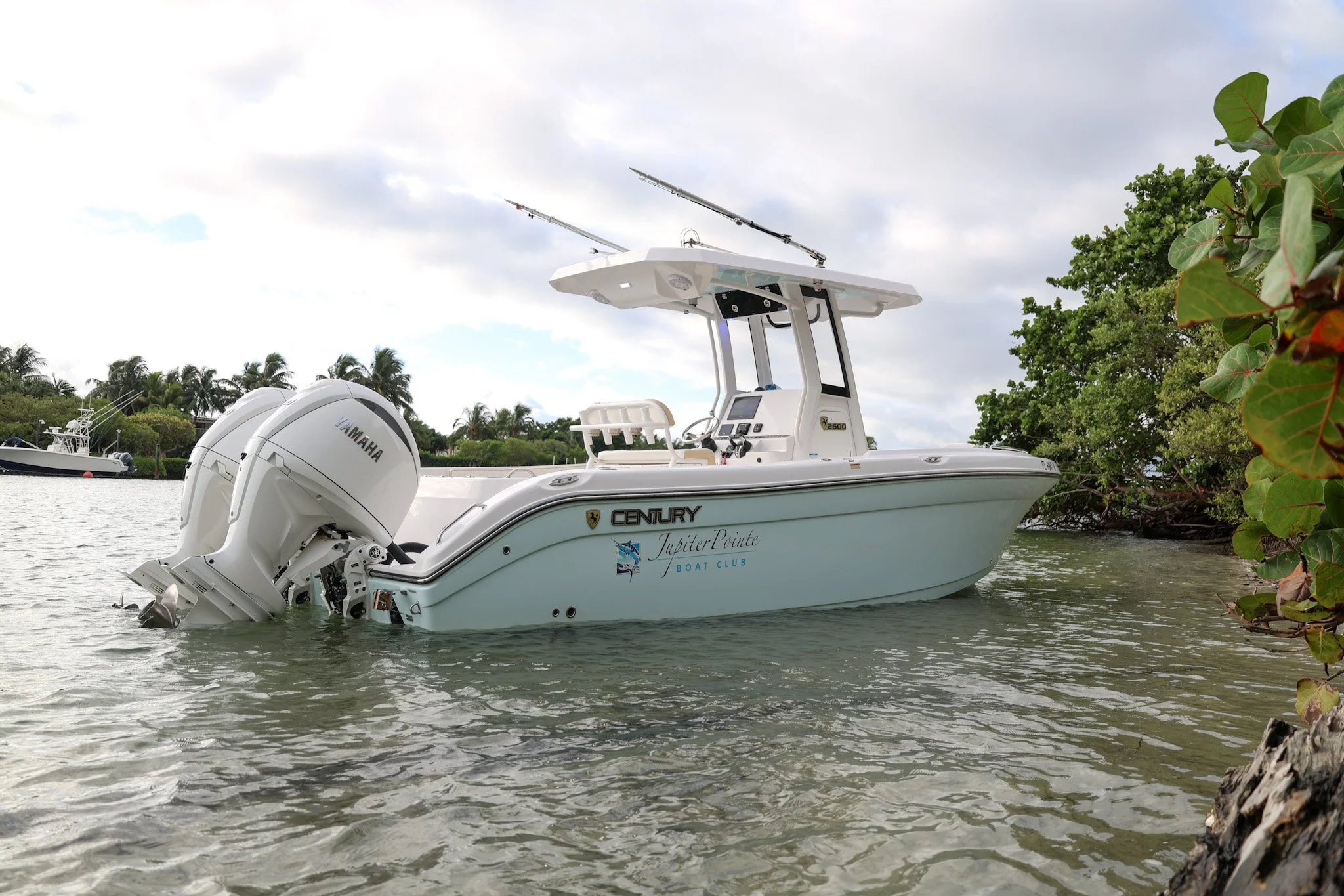 Explore Our Fleet | Premium Boats Available at Jupiter Pointe Club ...