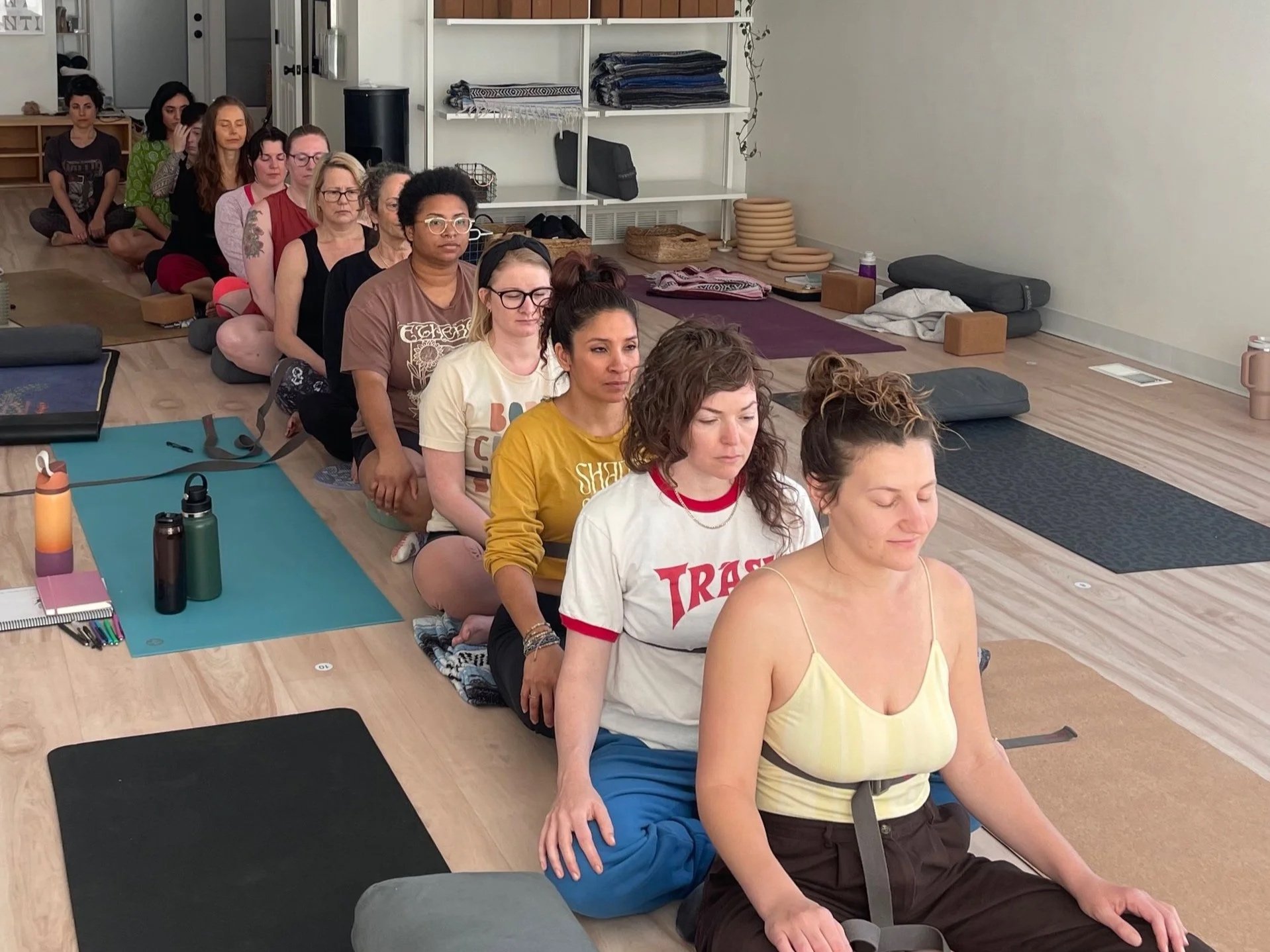 What Makes Somatic Yoga Teacher Training Different from Traditional YTTs?
