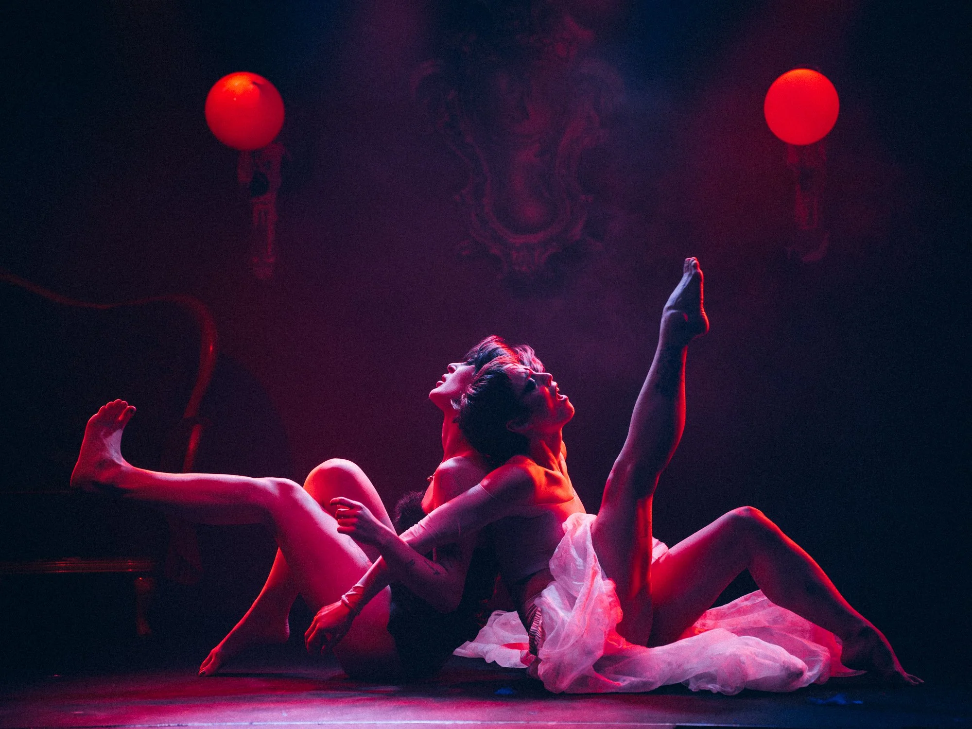 The Light Juggler. Director. Cabaret Cravache. Ballhaus CK '26 ©franziska_brodhun 