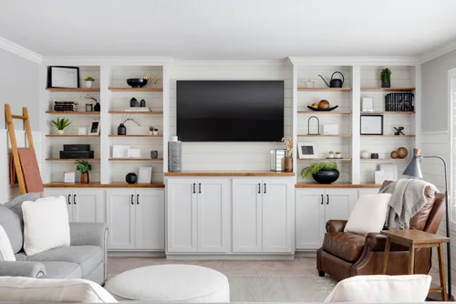 Dynamic — Media Room