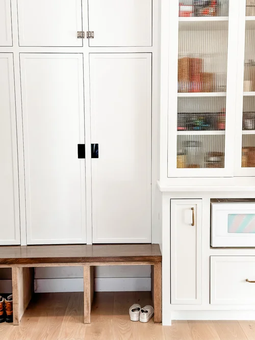 Dewey Hill — Mudroom Built-ins