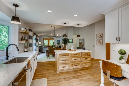 Stoneybridge — Kitchen