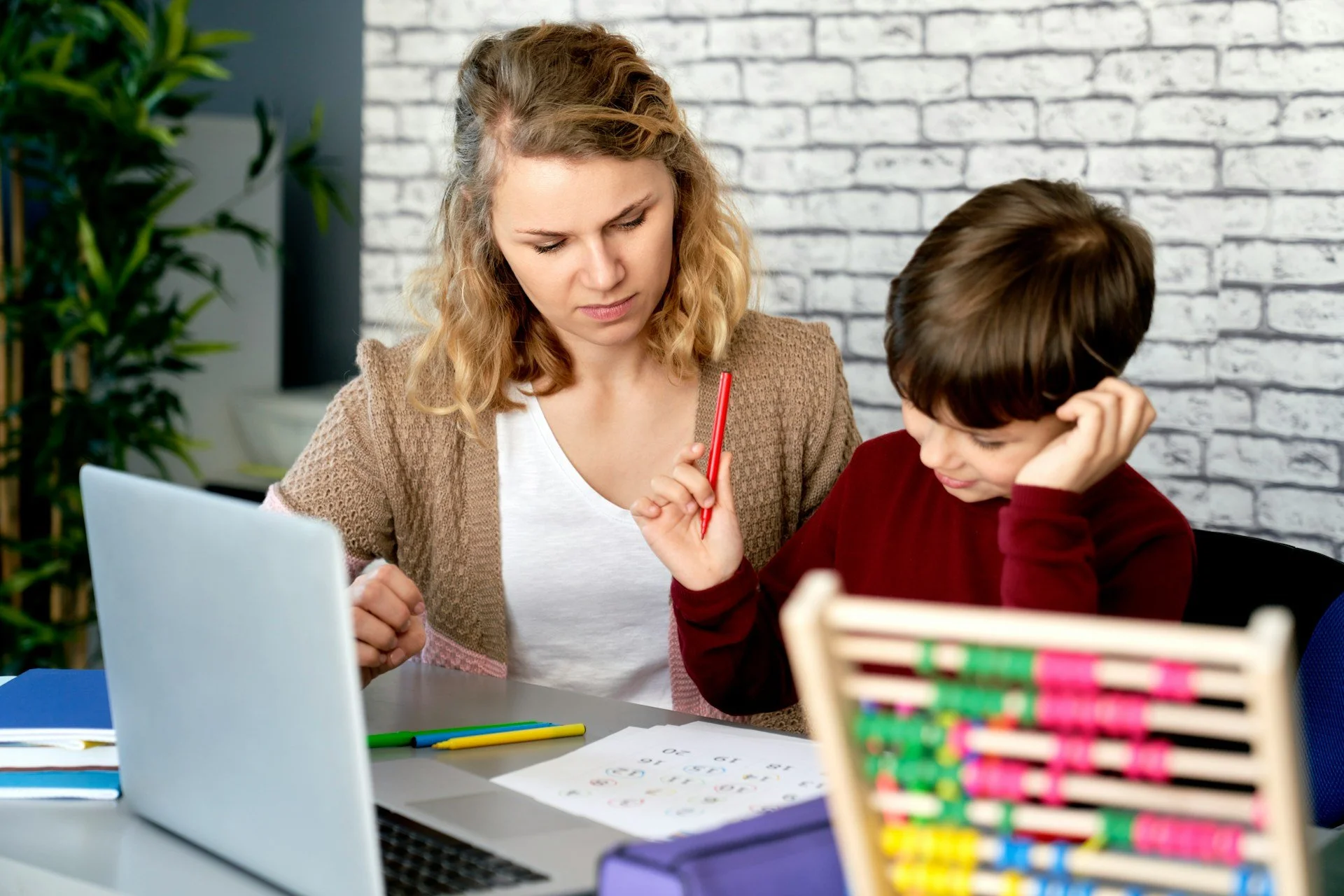 What Makes an A Level Maths Tutor in Aylesbury Consistent