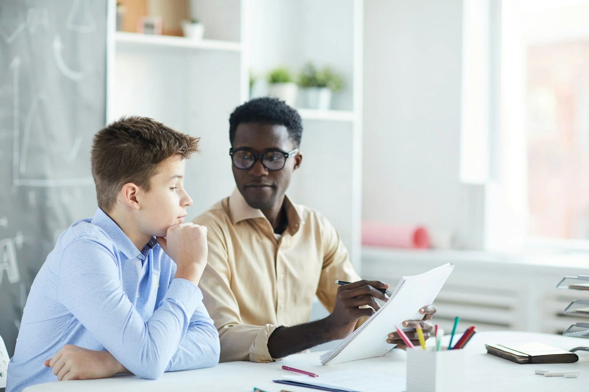 Choosing Between Private or Online Tutors in Aylesbury