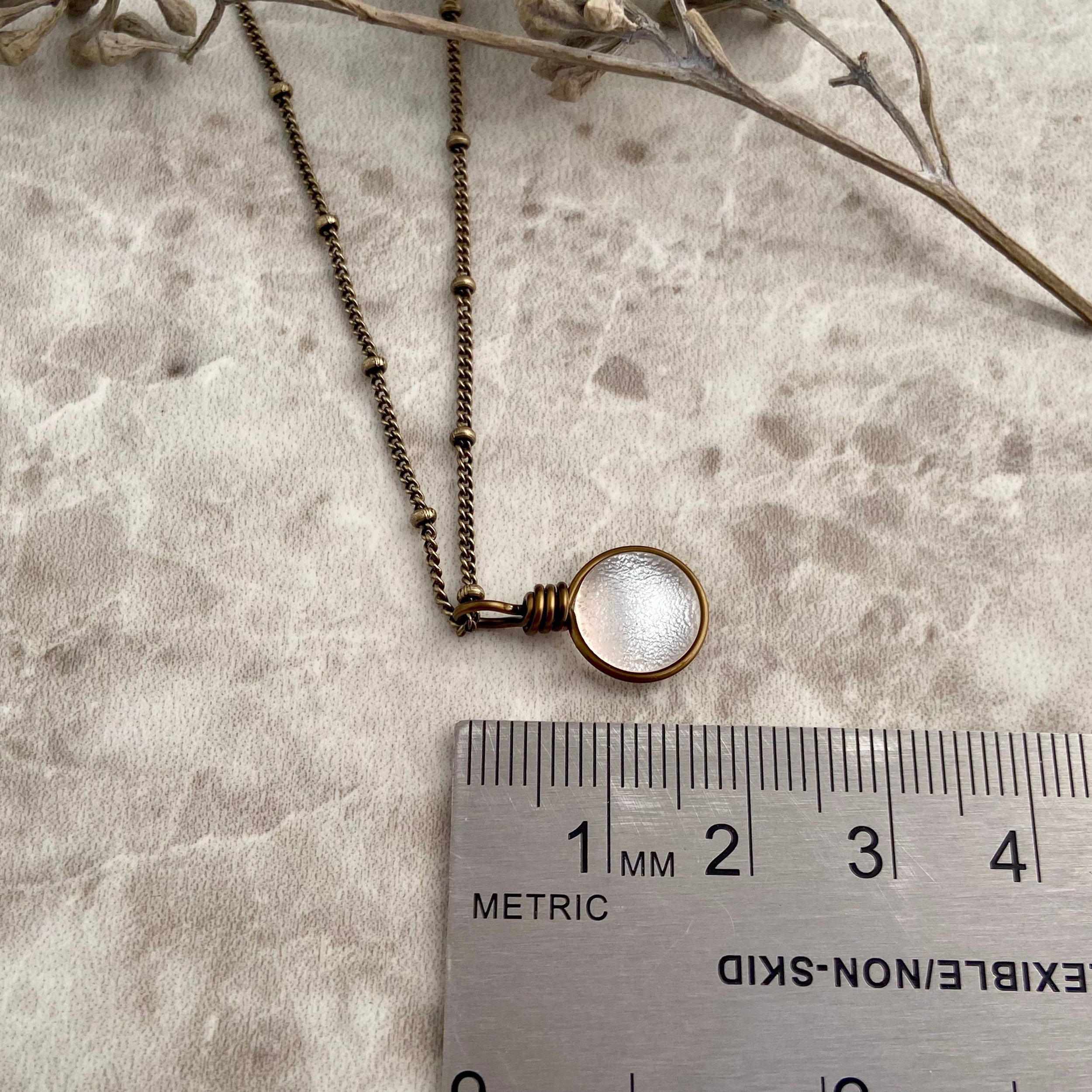 https://i.etsystatic.com/6404212/r/il/95a28c/3757713511/il_fullxfull.3757713511_83em.jpg