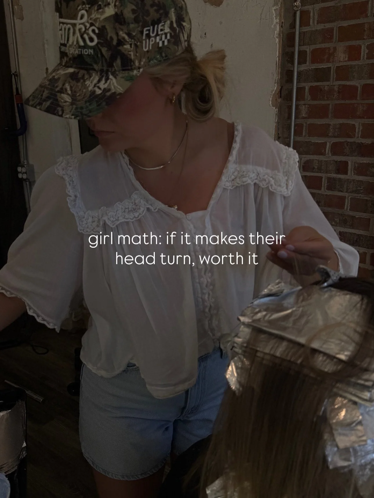 girl math. 📚🫧