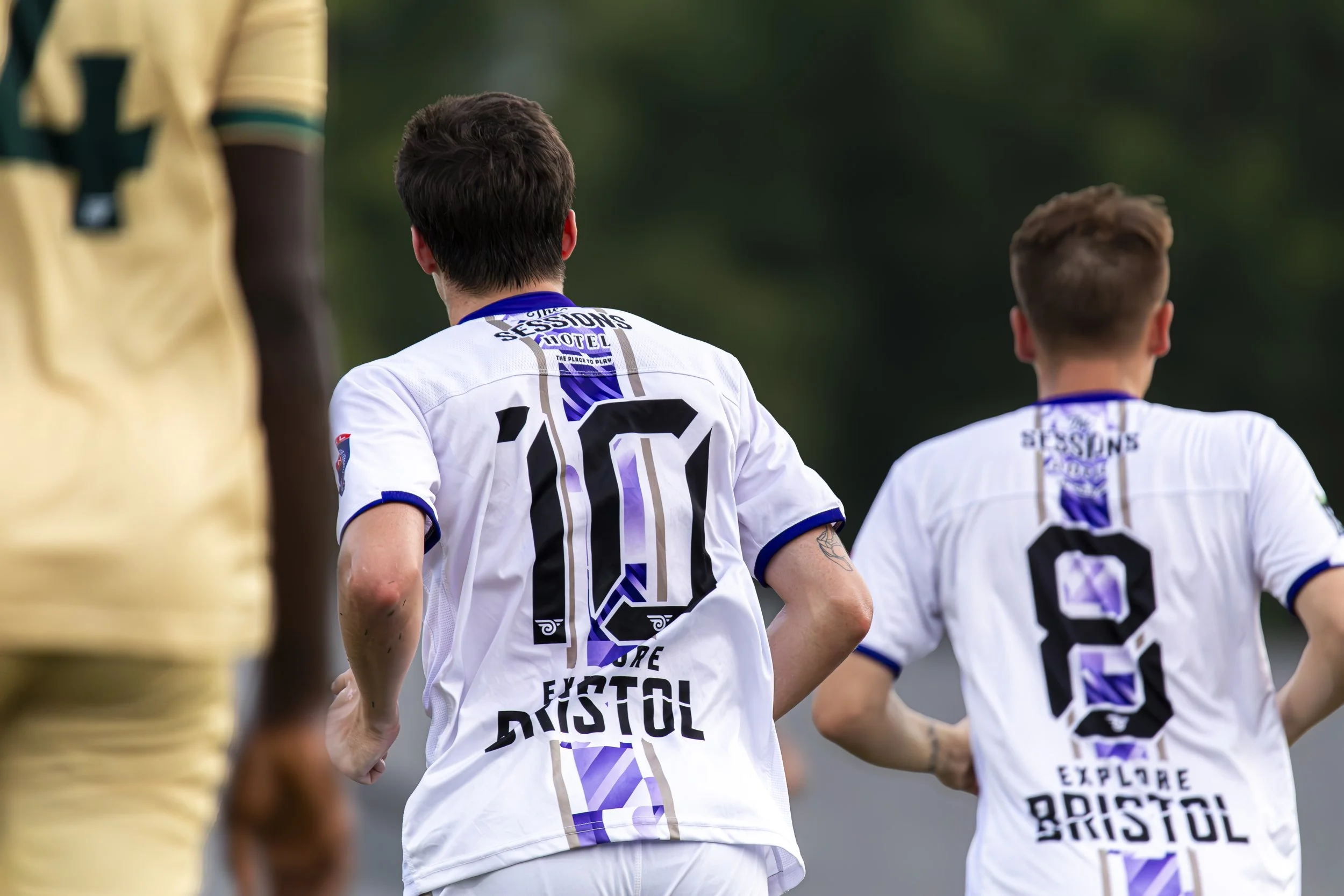 Away 10.jpg