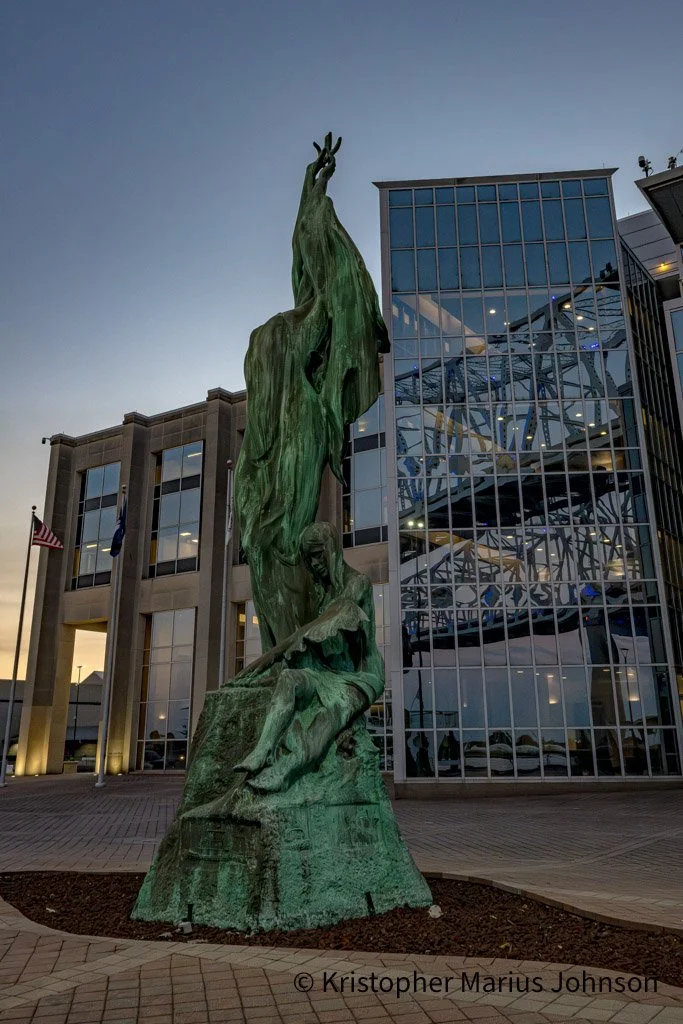 Mother River statue, Port of New Orleans