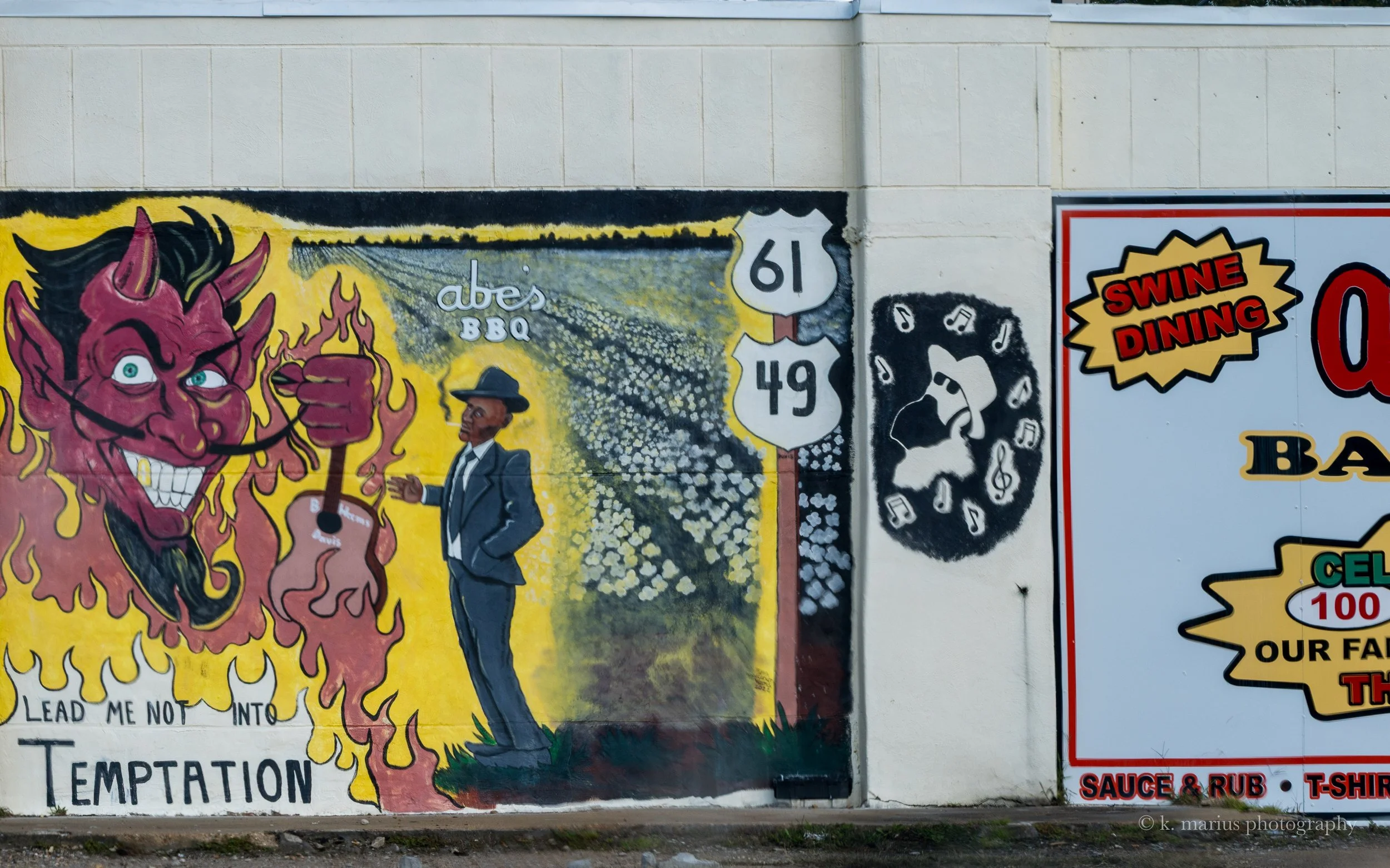 Abe's BBQ mural near the blues crossroads, Clarksdale