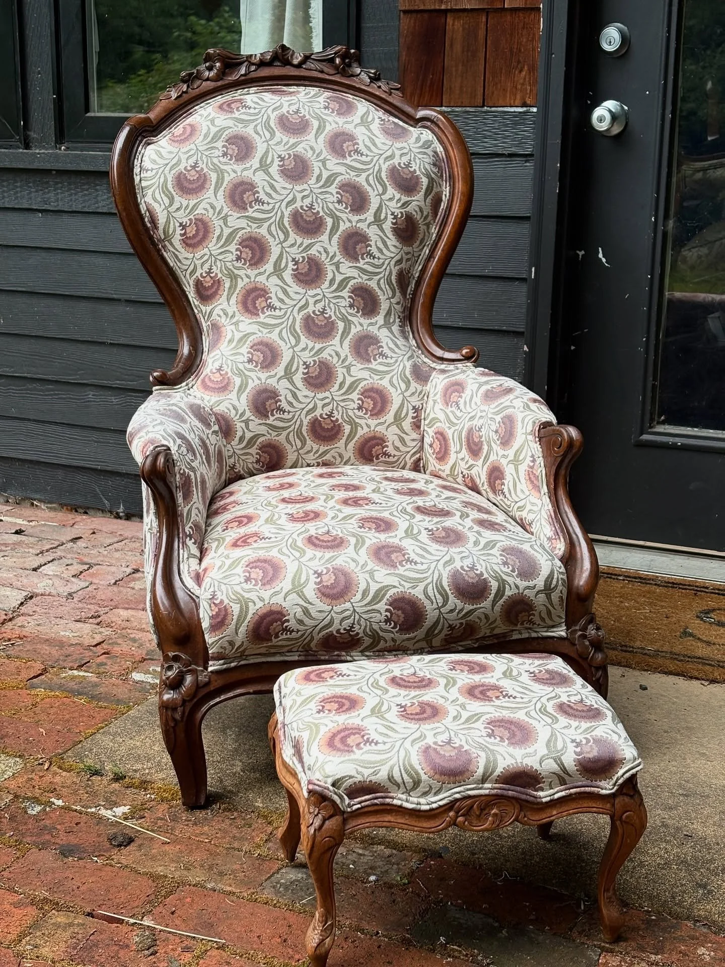 Quick little overhaul for &ldquo;Grandma&rsquo;s Chair&rdquo;.
