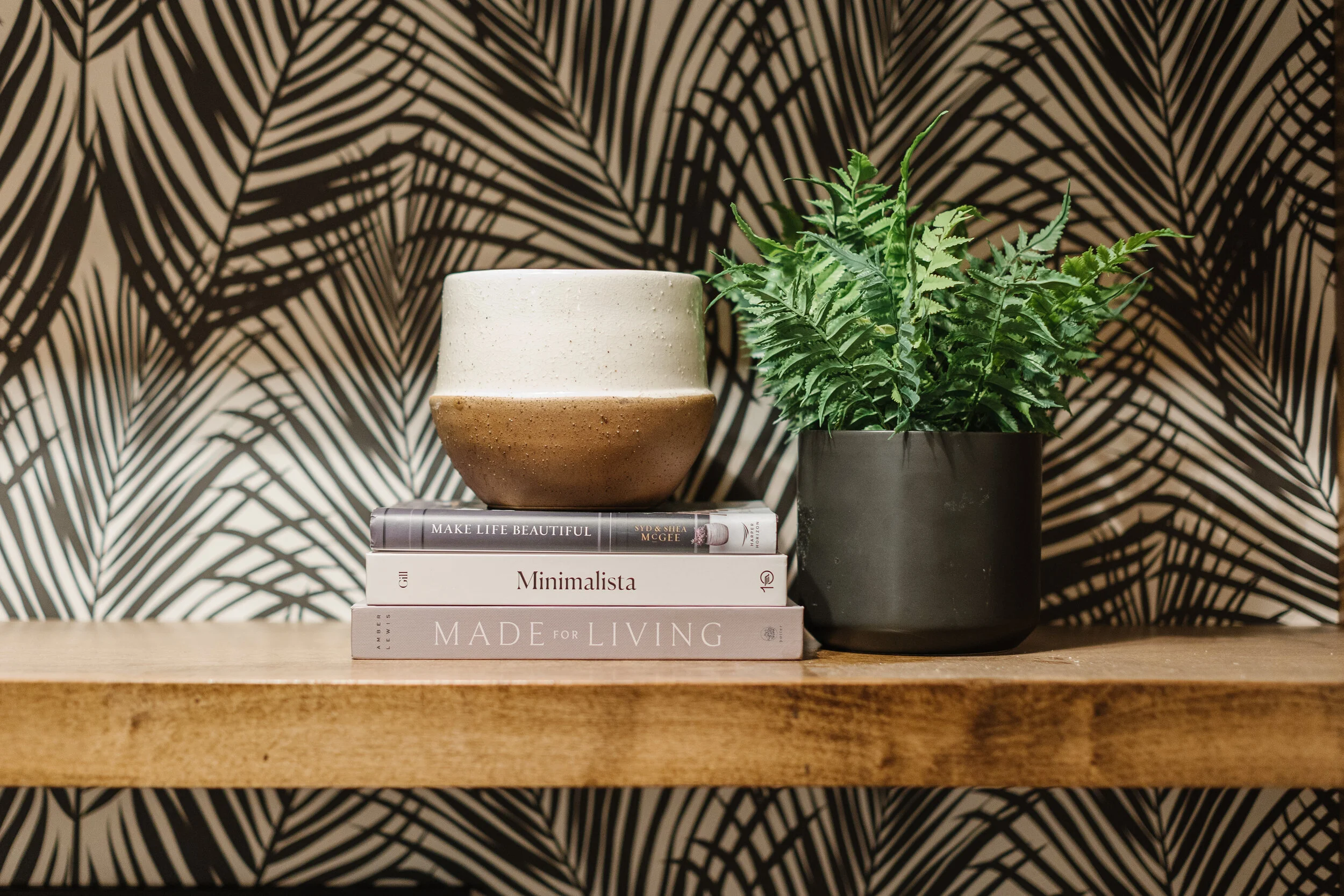 closeup of built in accessories