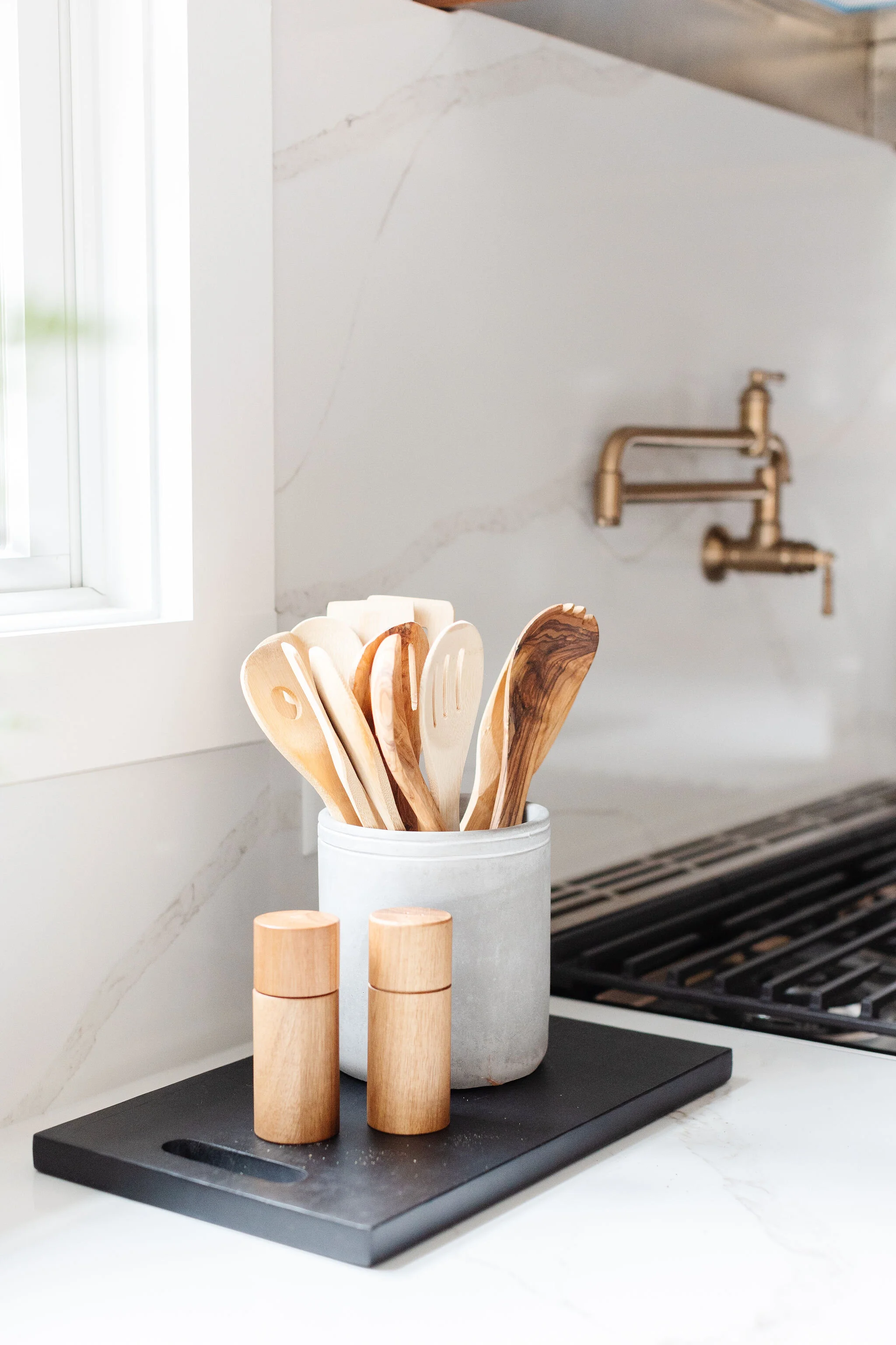 countertop styling next to stove