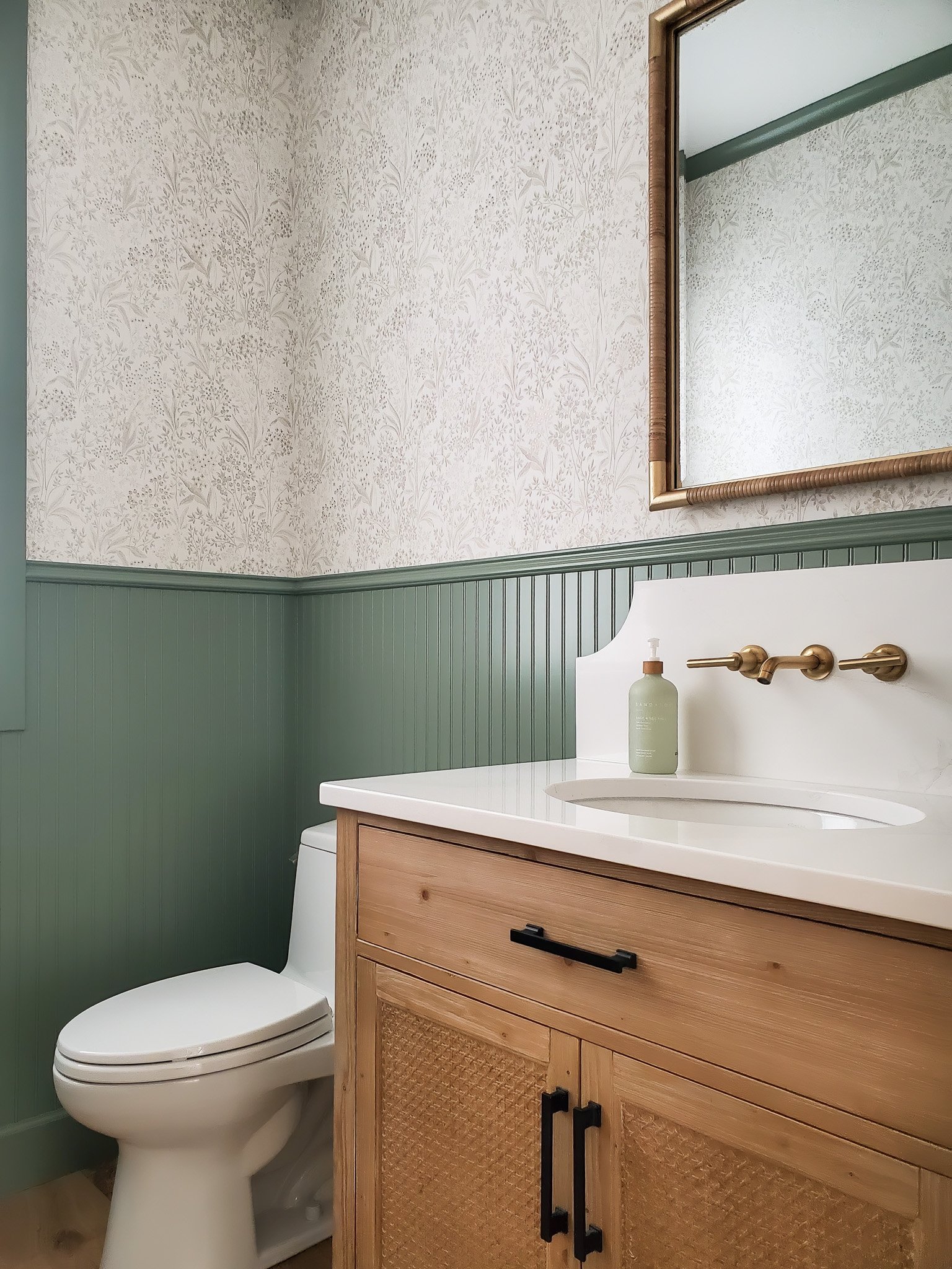 denoise guest bathroom 1.jpg