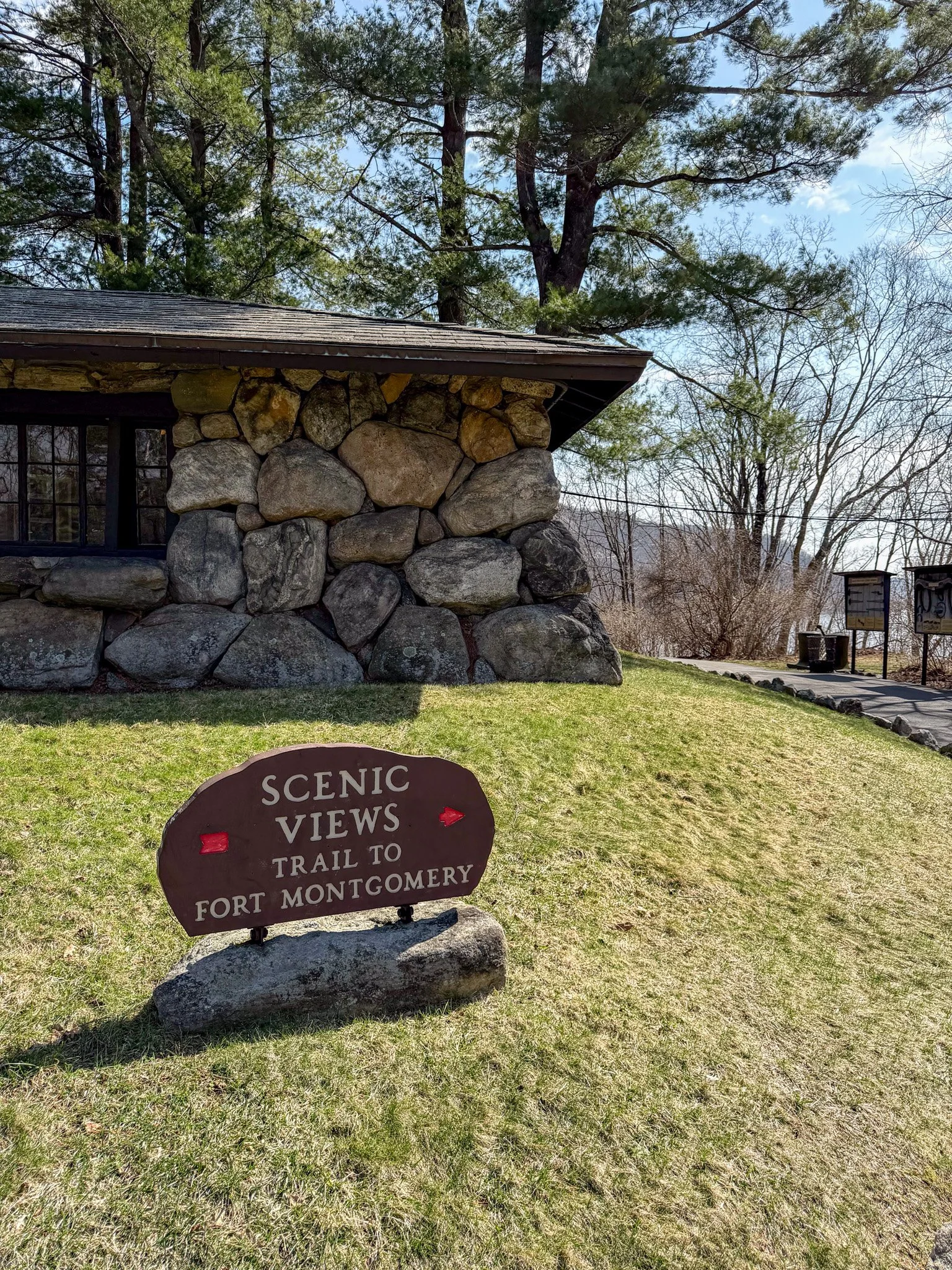 Signage at Trailside Zoo3.jpg
